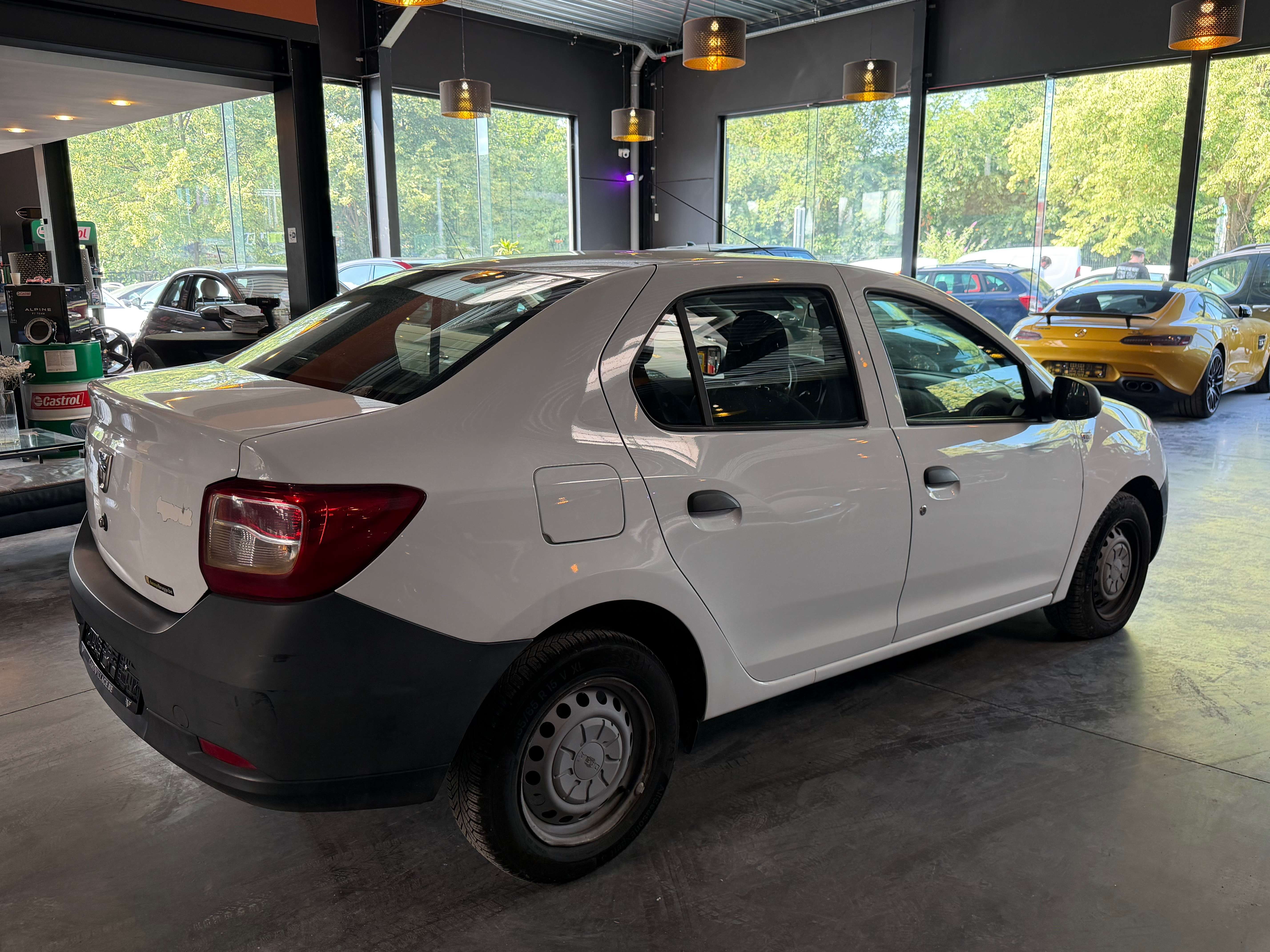 Dacia Logan Logan 1.2i Ambiance/12 MOIS DE GARANTIE