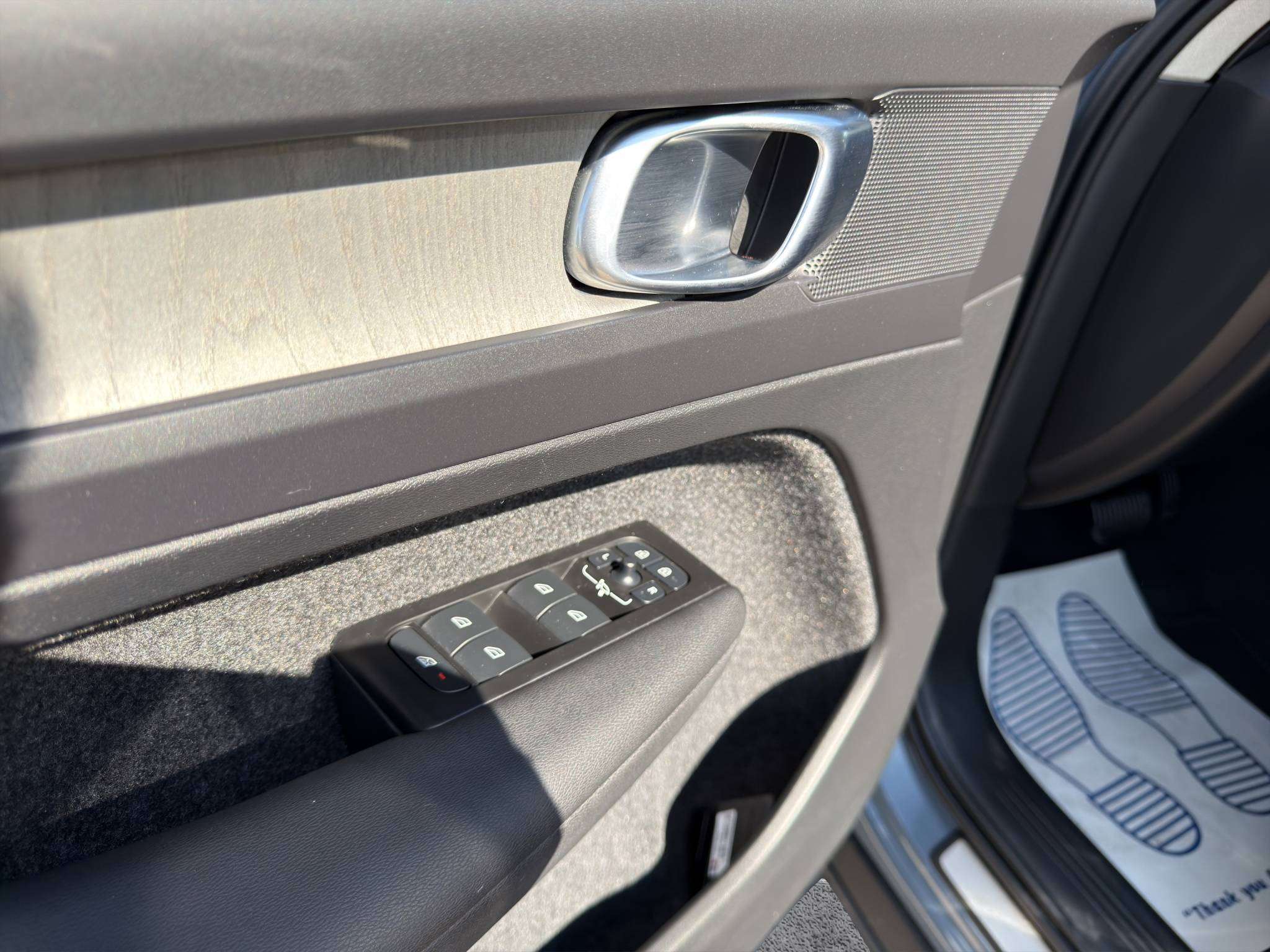 Volvo XC40 XC40 2.0 B4 MHEV FWD Inscription 7-DCT *MILD-HYBRID - 360° CAMERA - THUNDER GREY*