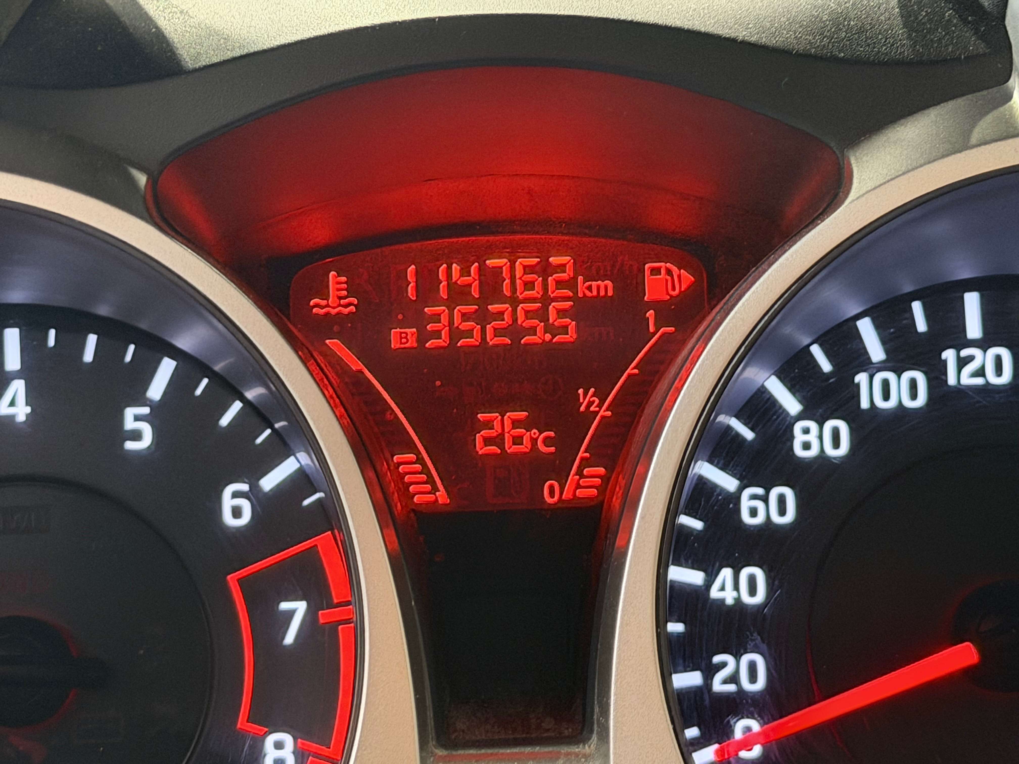 Nissan Juke 1.6I ** GARANTIE 12 MOIS **