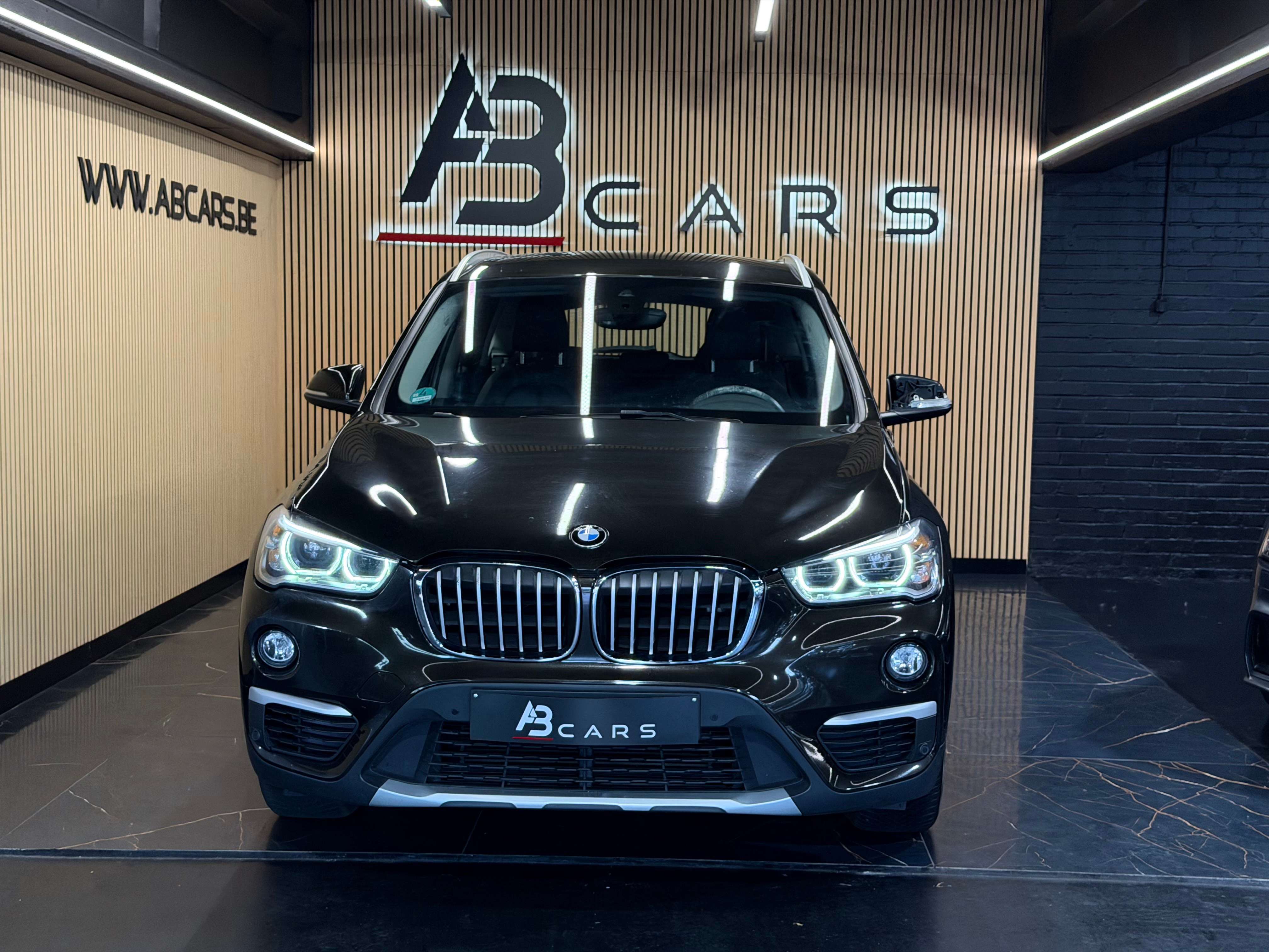 BMW X1 1.5DA ** BOITE AUTO ** GARANTIE 12 MOIS **