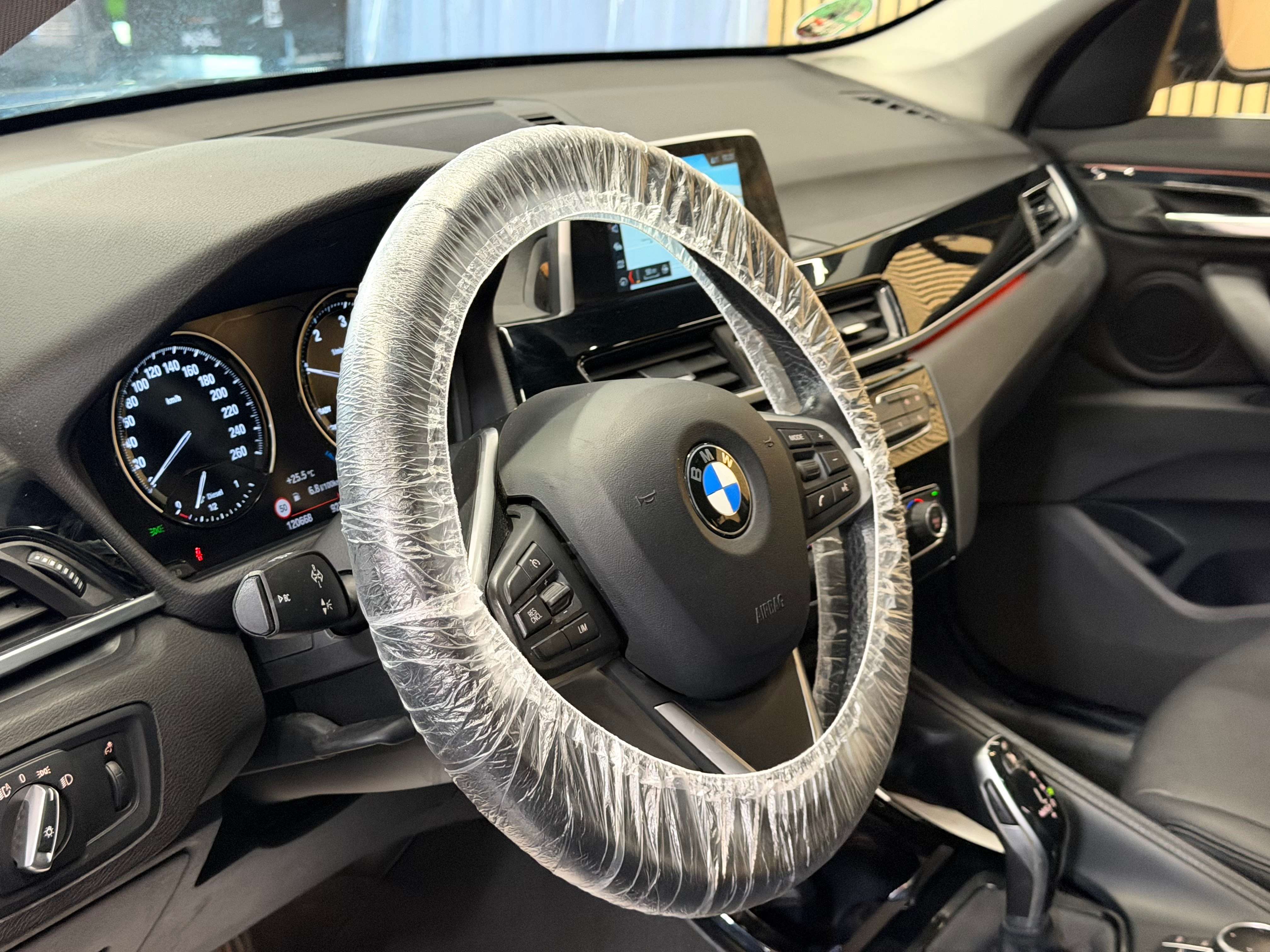 BMW X1 1.5DA ** BOITE AUTO ** GARANTIE 12 MOIS **