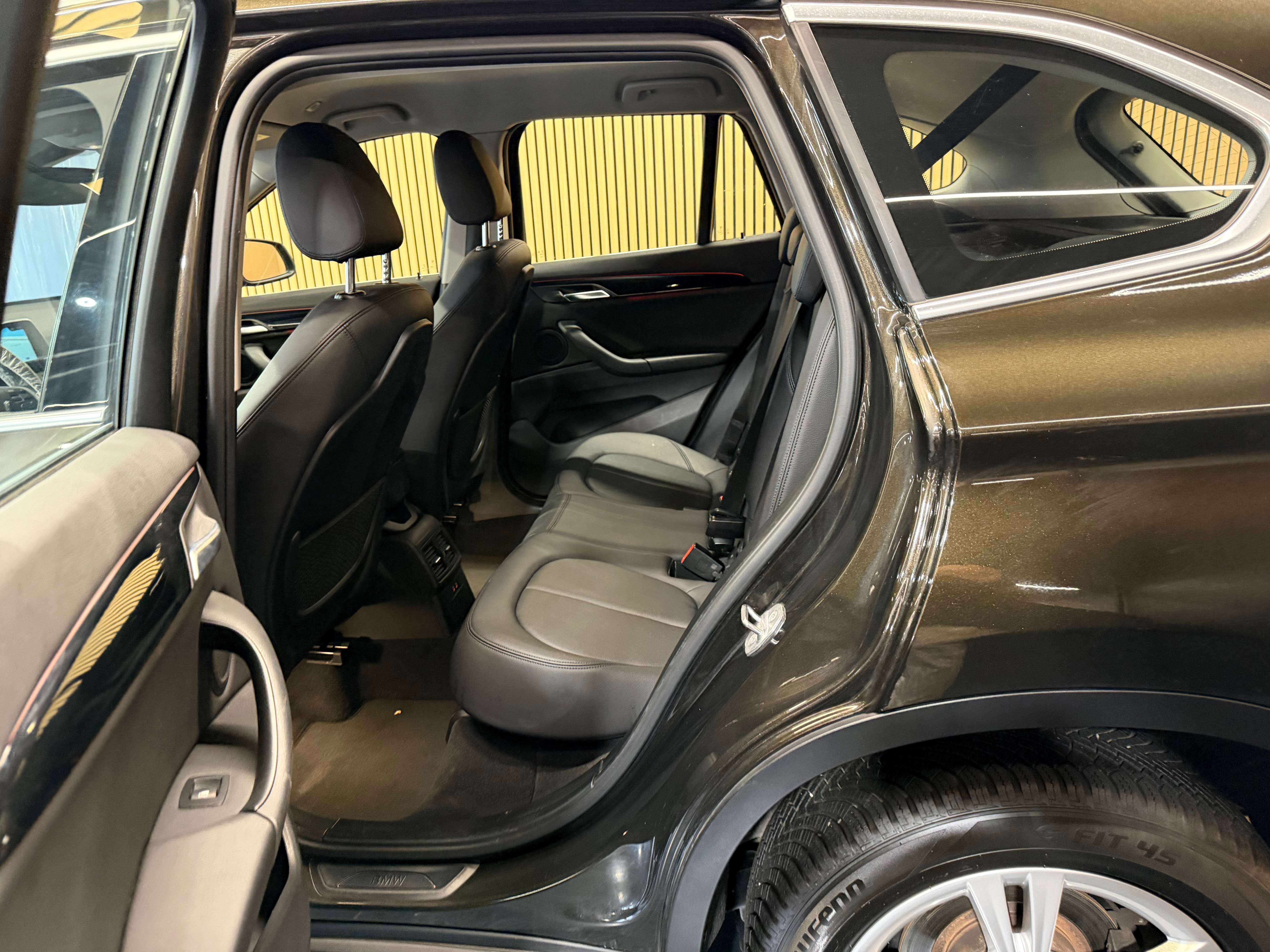 BMW X1 1.5DA ** BOITE AUTO ** GARANTIE 12 MOIS **