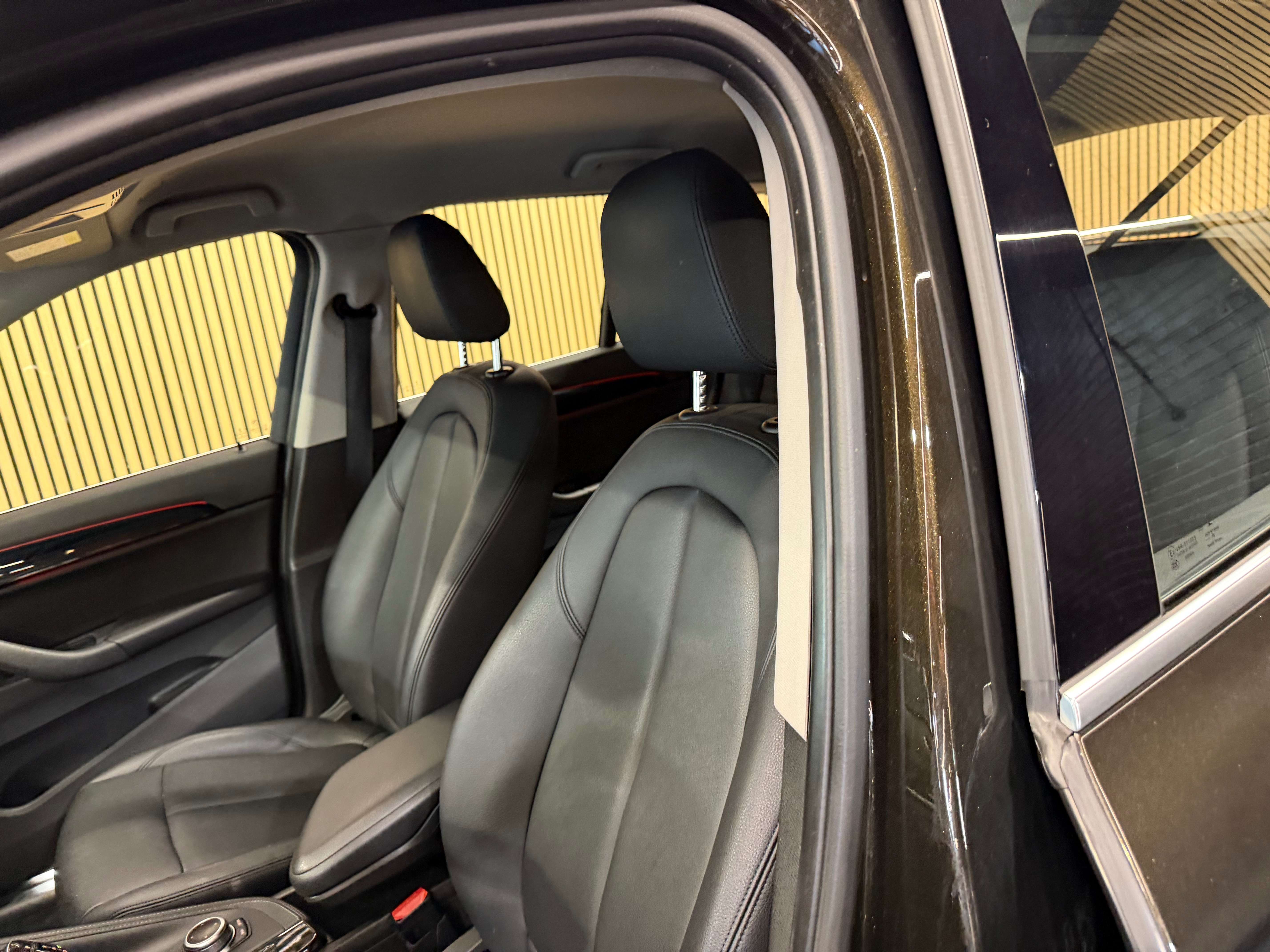 BMW X1 1.5DA ** BOITE AUTO ** GARANTIE 12 MOIS **