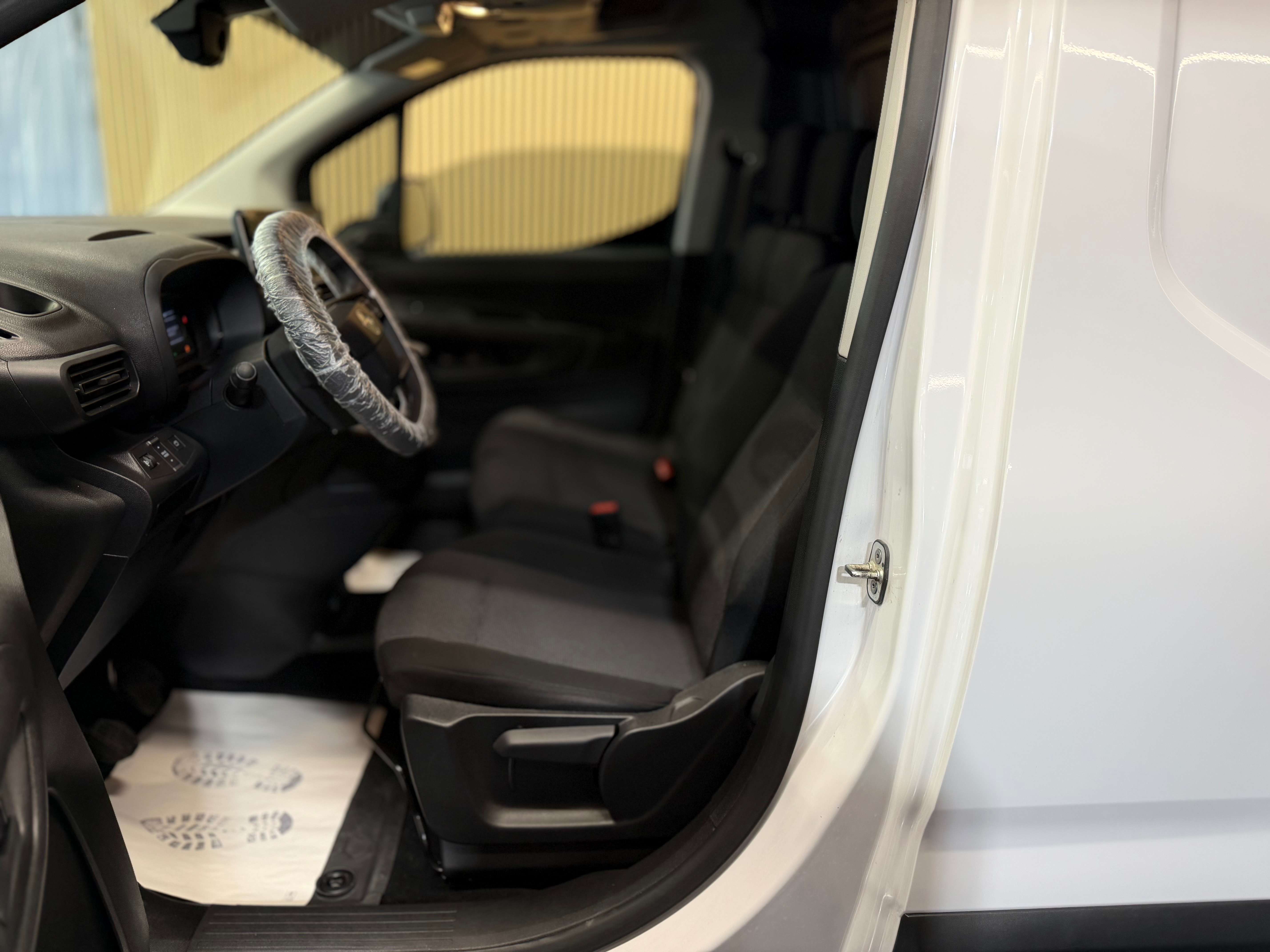 Opel Combo 1.5HDI ** UTILITAIRE ** GARANTIE 12 MOIS **