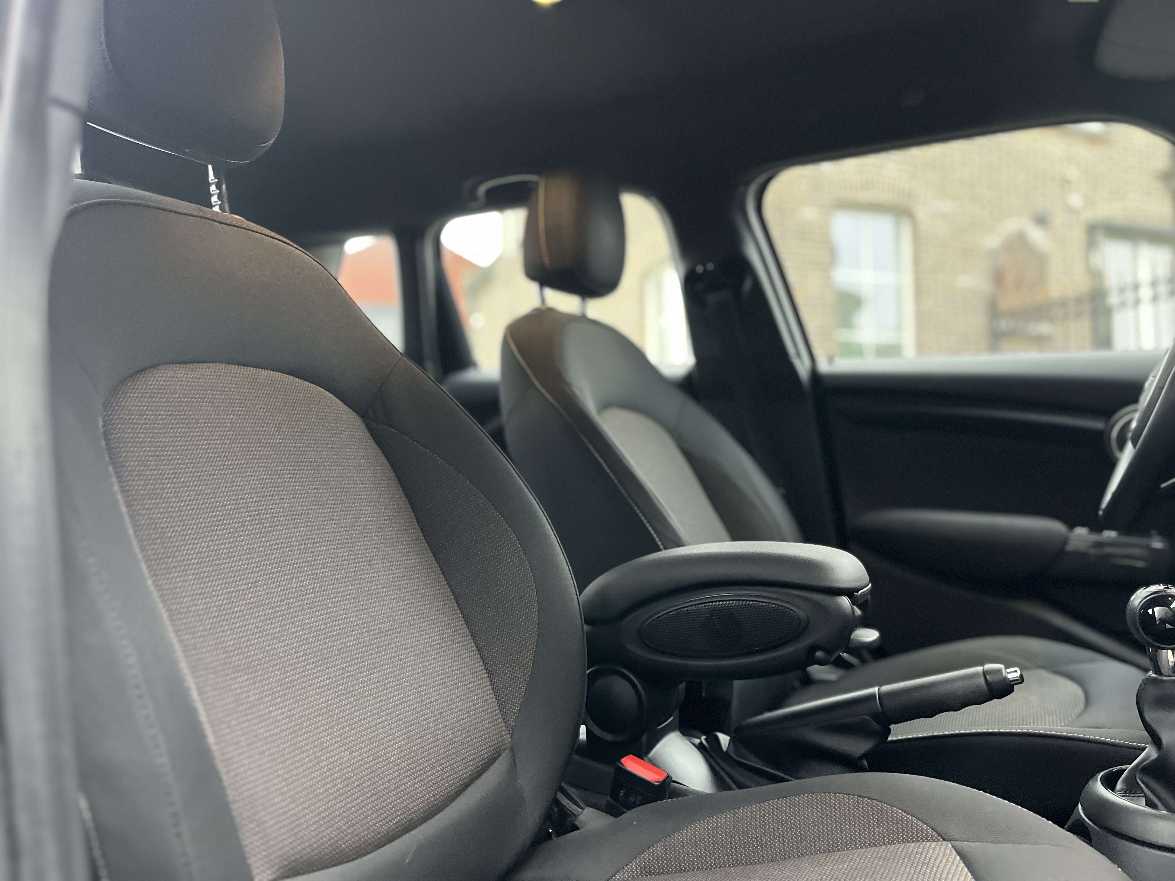 MINI One Mini 1.5 One OPF 1HAND CARNET MINI NAVI FULL SERVI