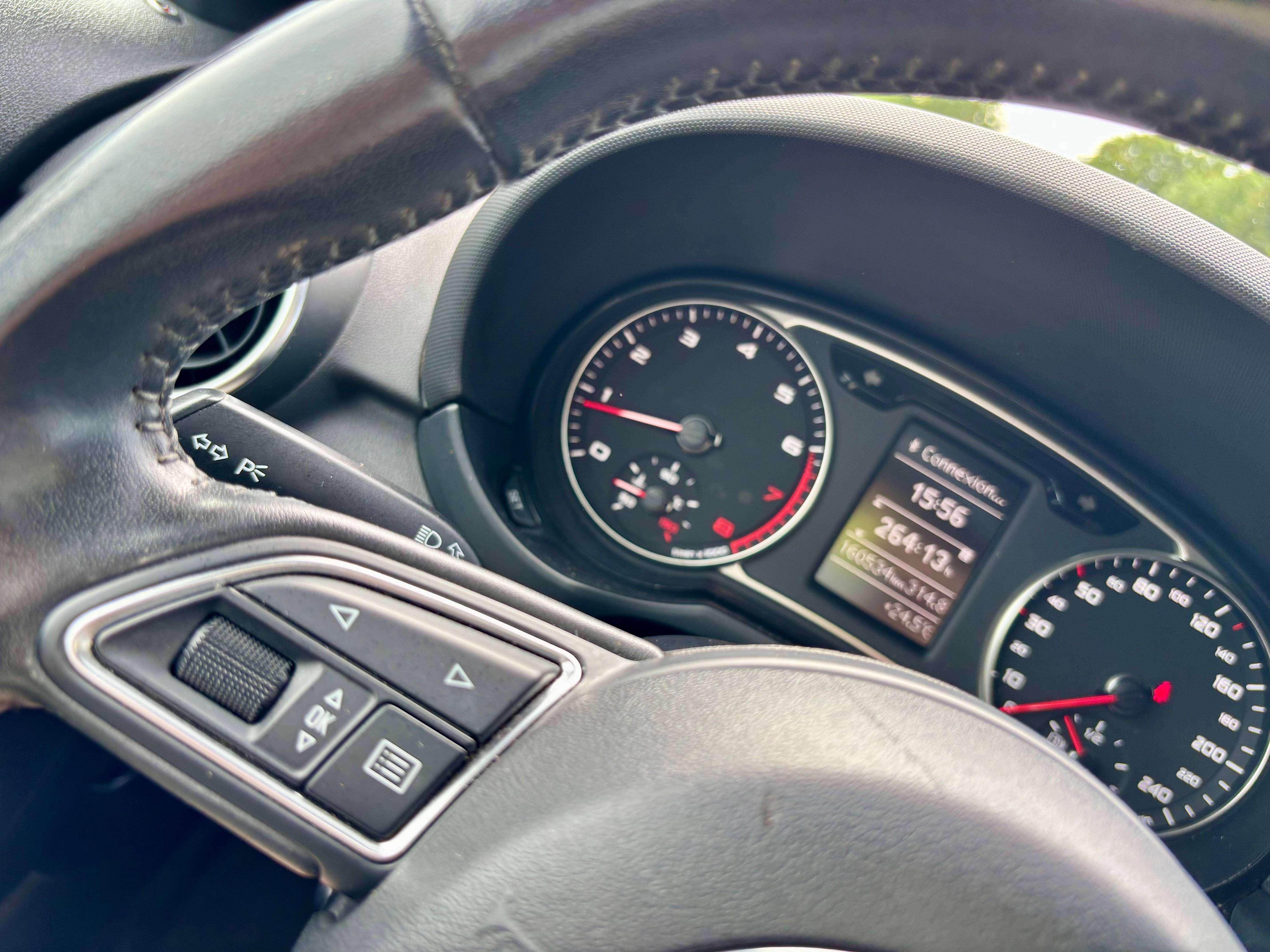 Audi A1 A1 1.2 TFSI Ambition " clim " car pass " Xenon "