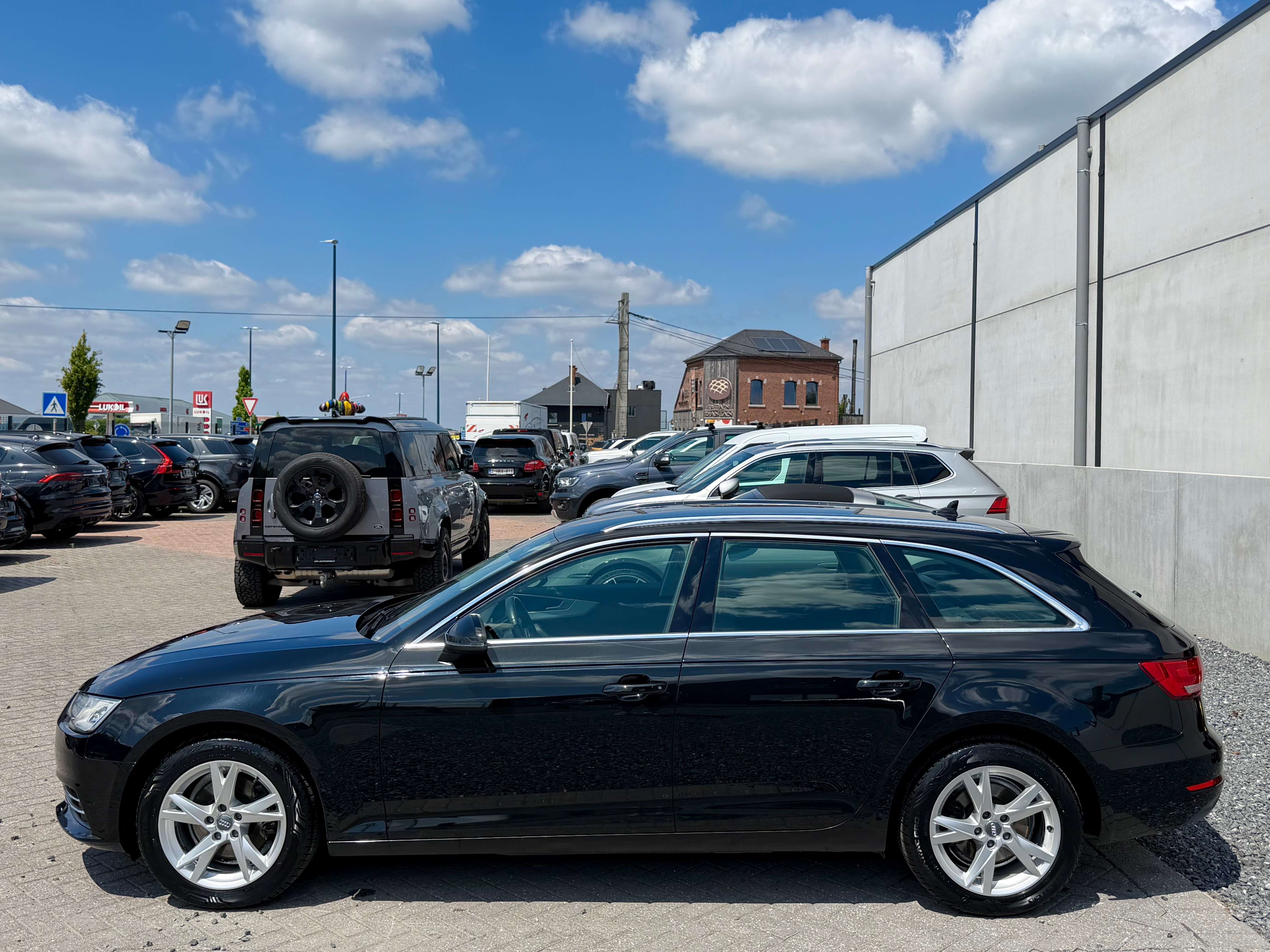 Audi A4 Avant 2.0 TDi S-Tronic NETTO 10.702€