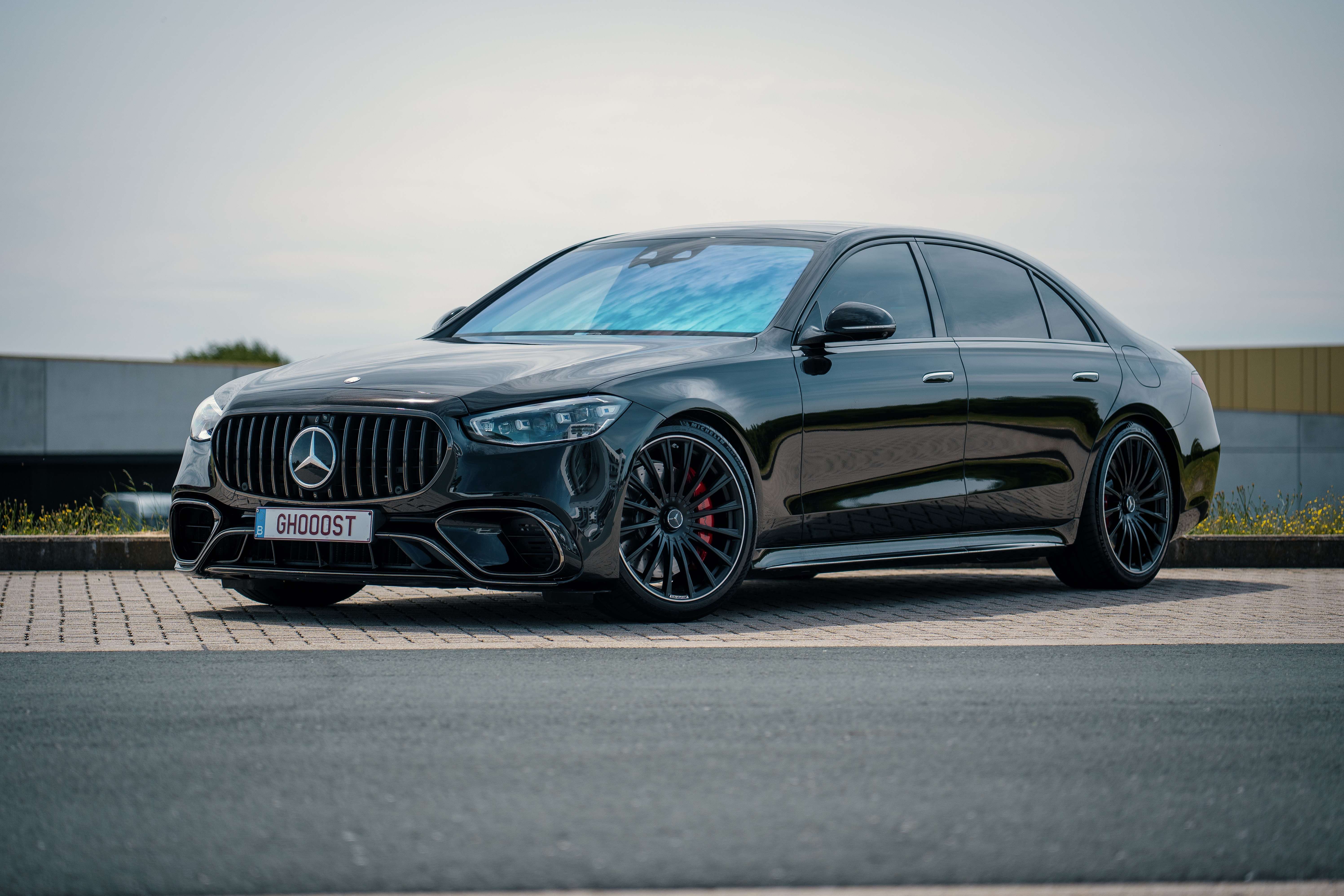 Mercedes-Benz S 63 AMG S Long AMG 63 4-Matic PHEV E Performance (590 kW)