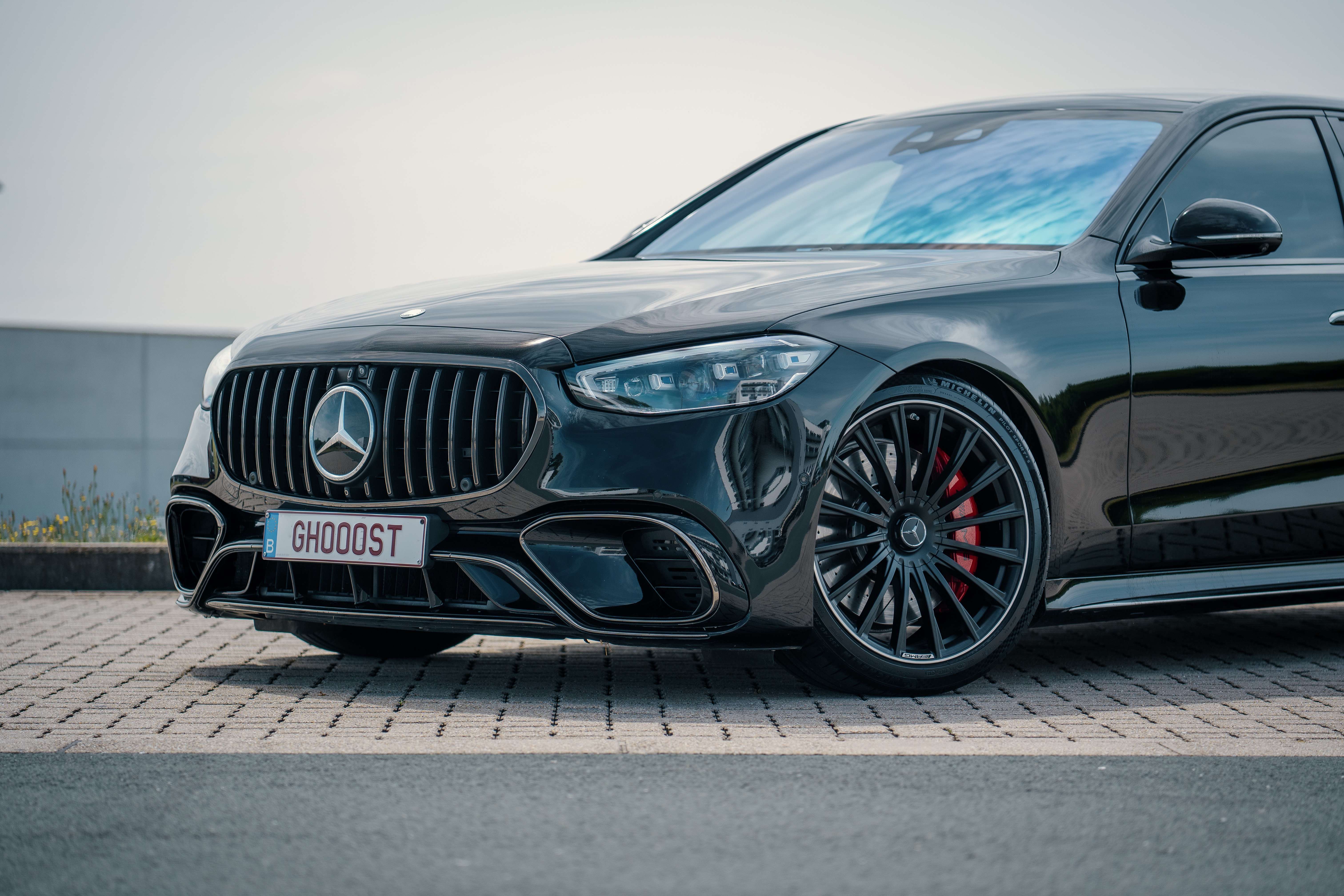 Mercedes-Benz S 63 AMG S Long AMG 63 4-Matic PHEV E Performance (590 kW)