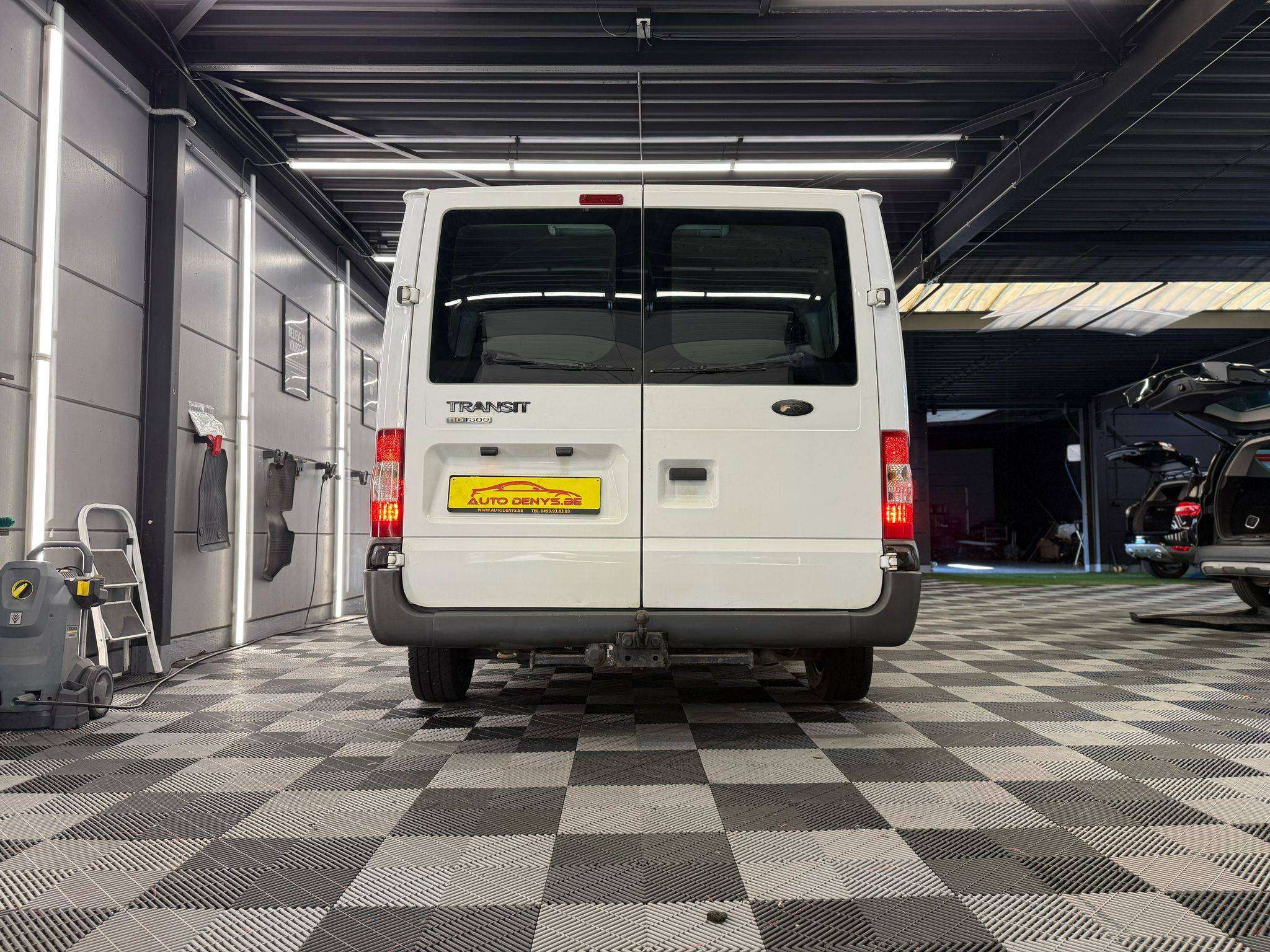 Ford Transit 2.2 TDCi Ambiente