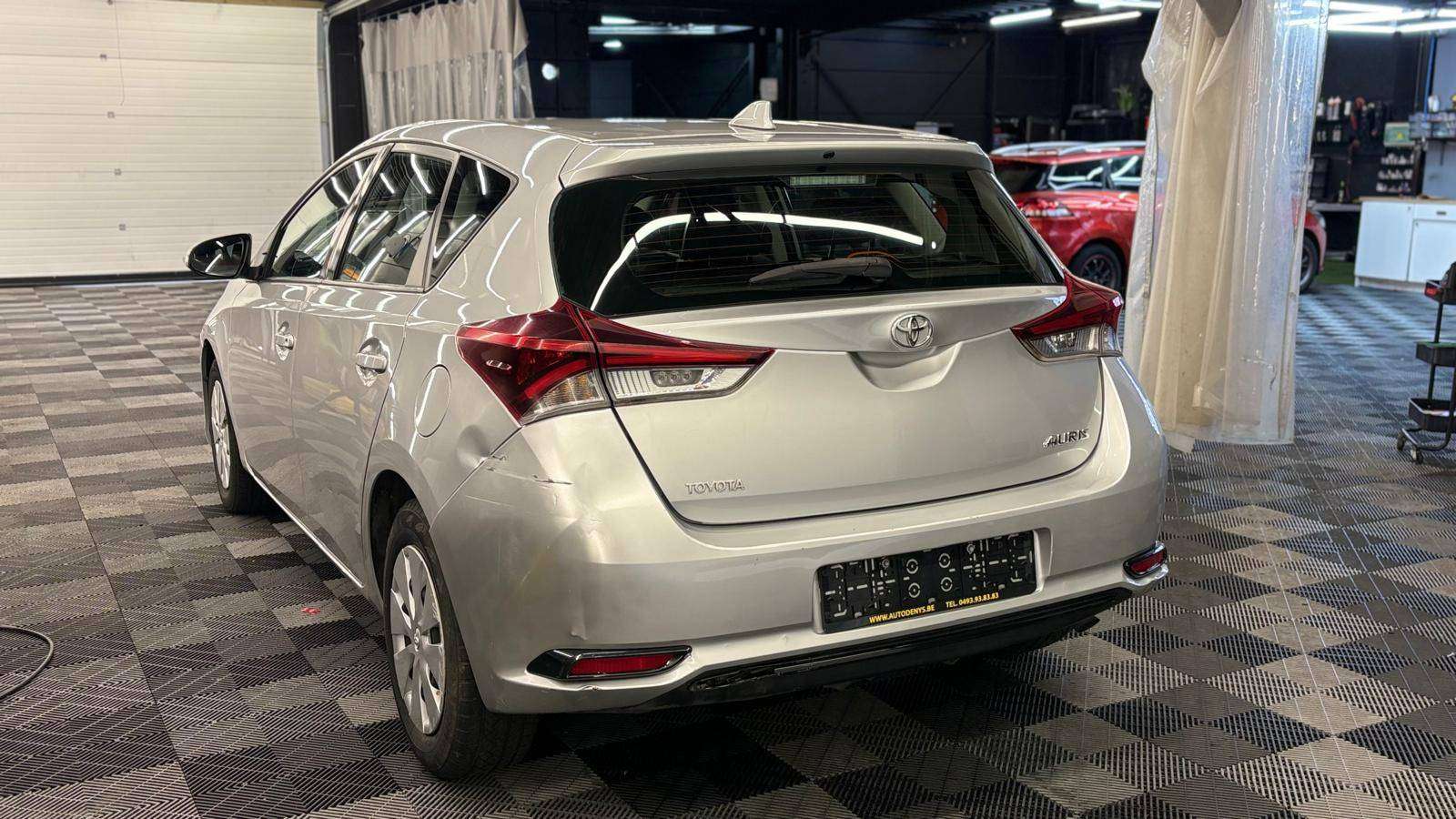 Toyota Auris 1.33i VVT-i bj. 11/2015 78000km Euro 6
