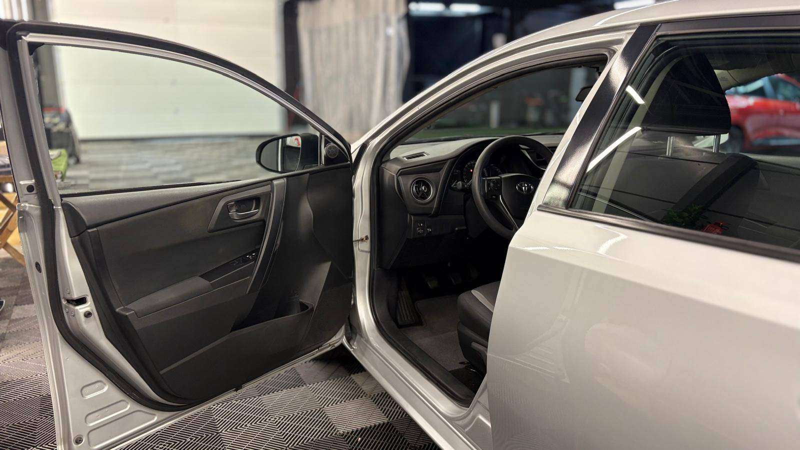 Toyota Auris 1.33i VVT-i bj. 11/2015 78000km Euro 6