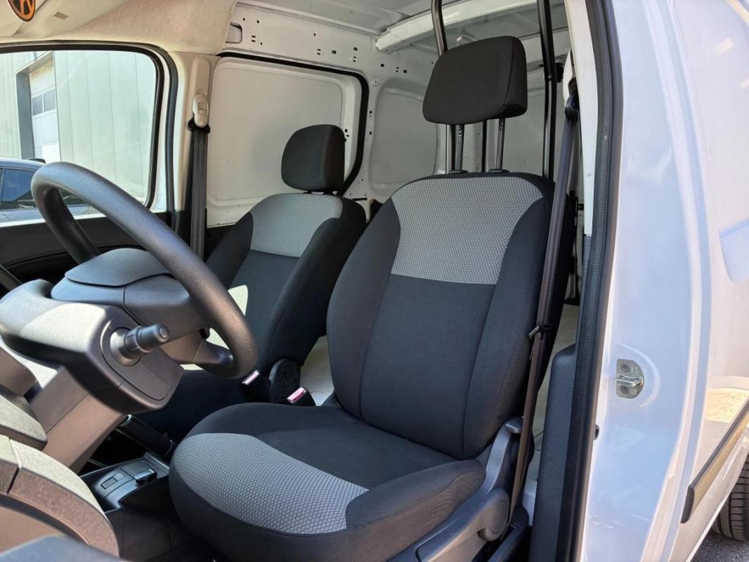 Renault Kangoo Express FOURGON 1.5 DCI CONFORT | 1ERE MAIN SUIVI COMPLET FAIBLE KM FD556