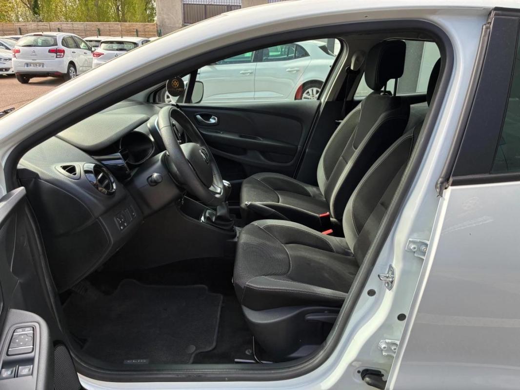 Renault Clio 4 (IV) PH2 | DCI 75 BUSINESS 1 MAIN FR SUIVI SOCIETE 2 PLACES GPS RADAR FH501