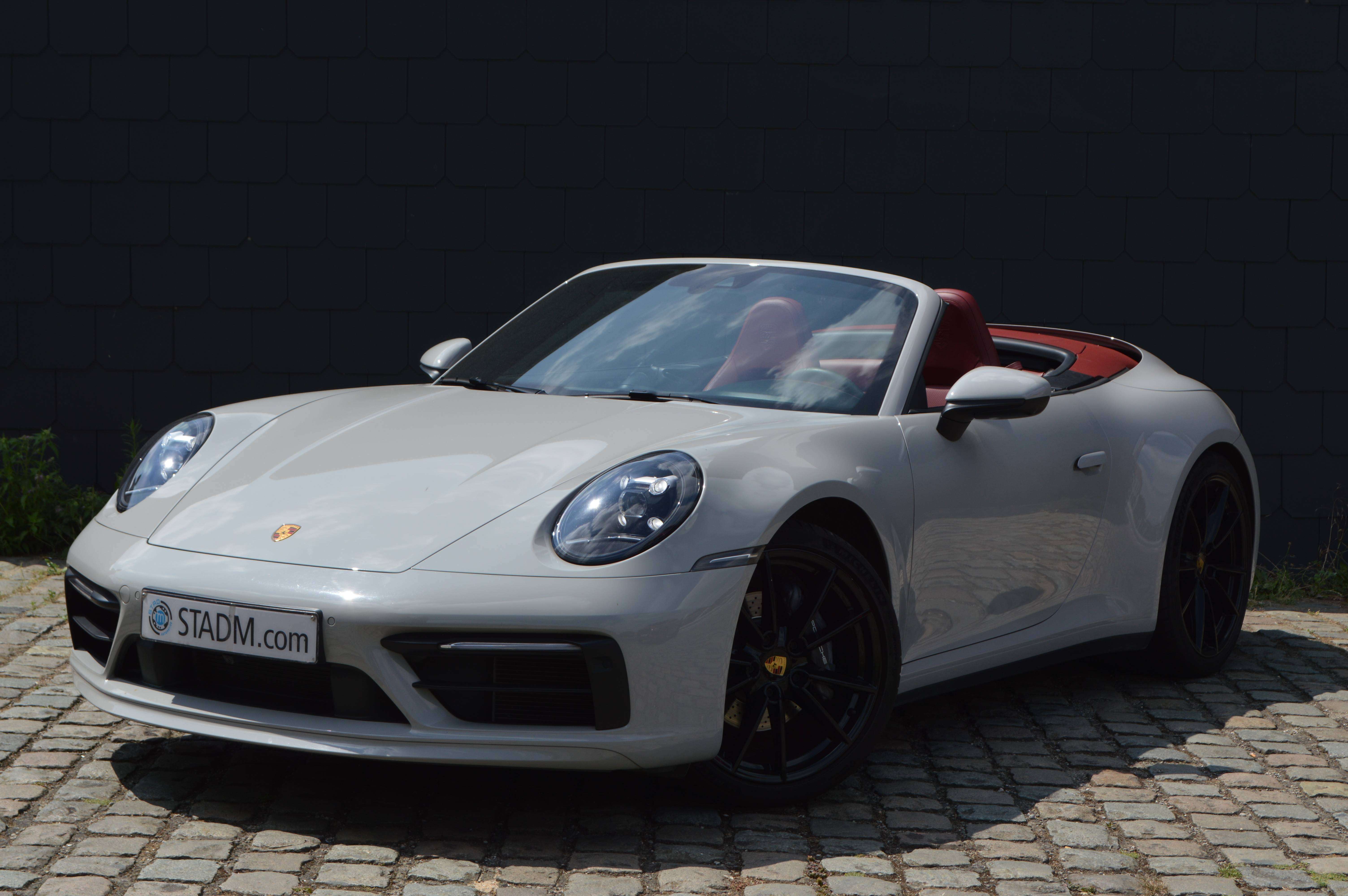 Porsche 911 911 Carrera 4 Cabriolet 3.0 Turbo PDK (EU6d-TEMP) CABRIO CARNET PORSCHE CARPASS NAVI LEDER