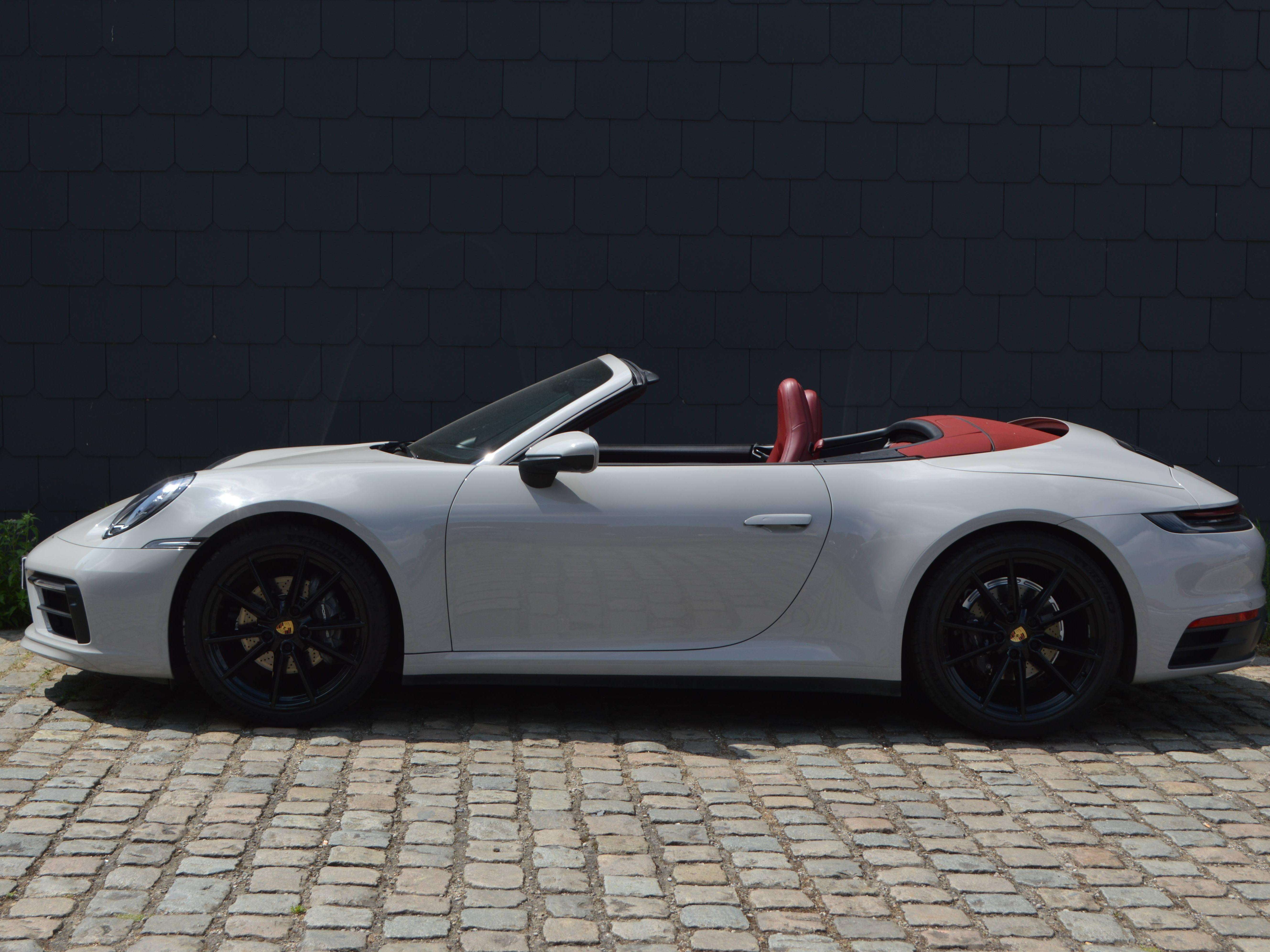 Porsche 911 911 Carrera 4 Cabriolet 3.0 Turbo PDK (EU6d-TEMP) CABRIO CARNET PORSCHE CARPASS NAVI LEDER
