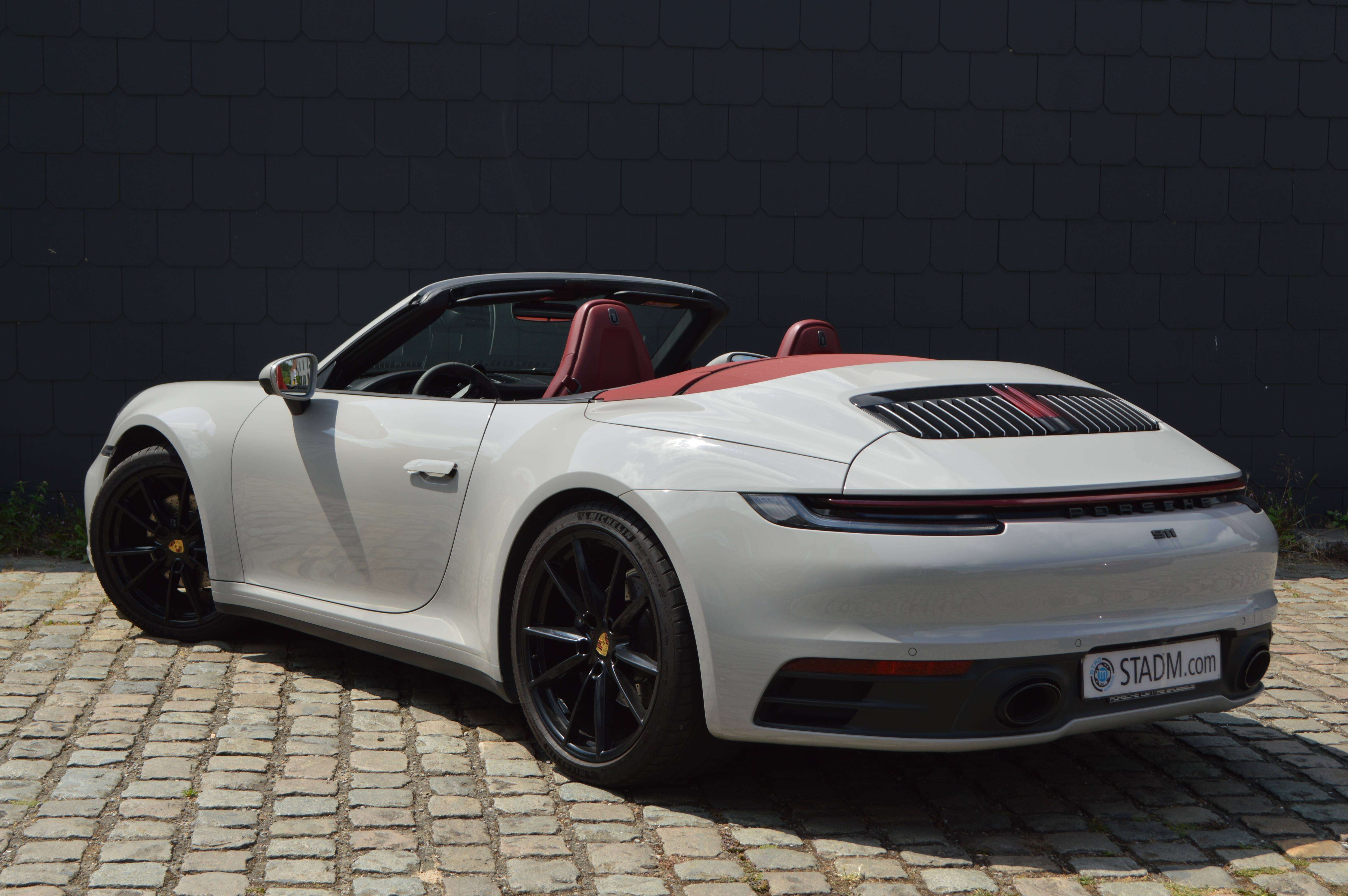 Porsche 911 911 Carrera 4 Cabriolet 3.0 Turbo PDK (EU6d-TEMP) CABRIO CARNET PORSCHE CARPASS NAVI LEDER