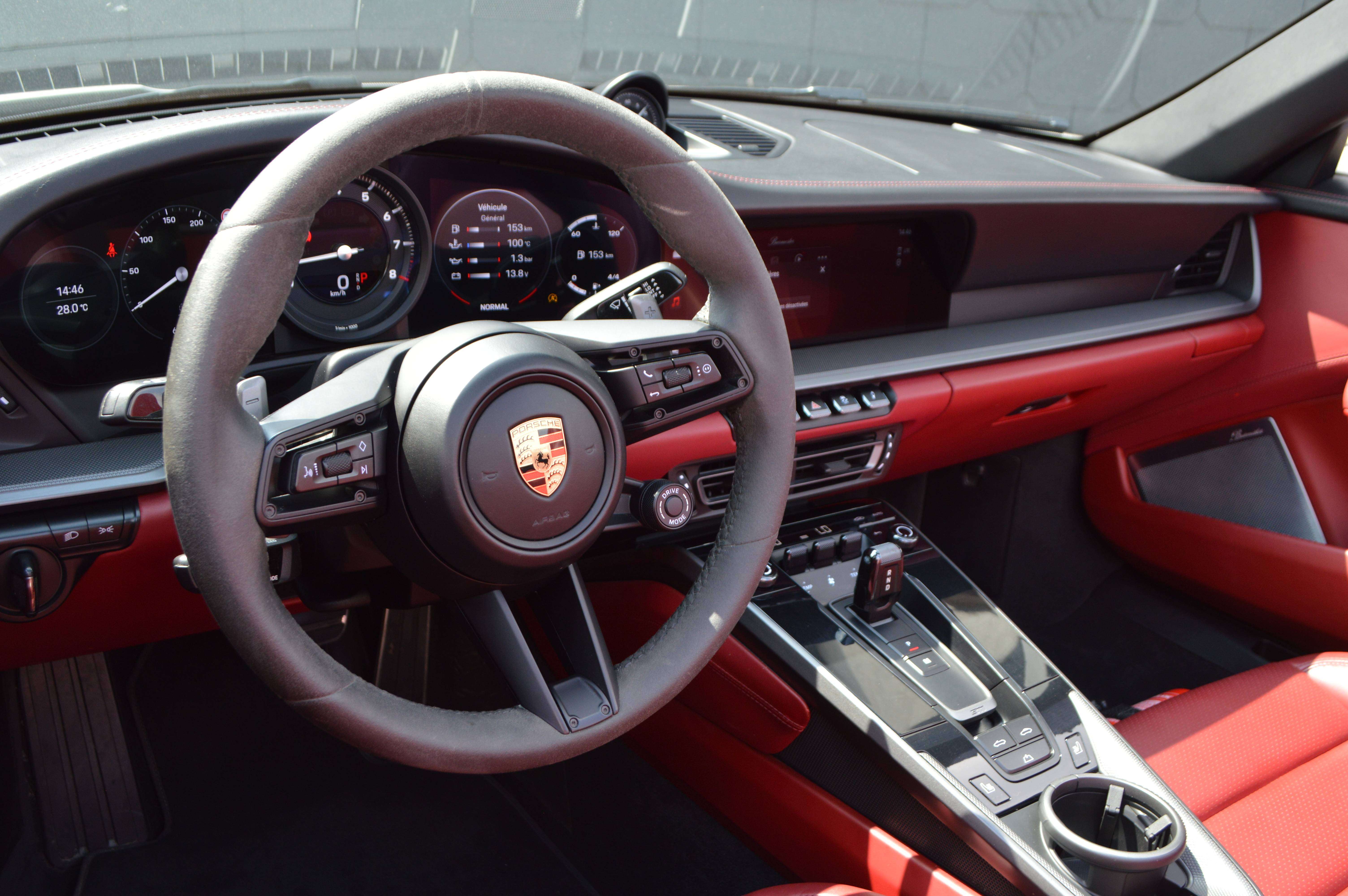 Porsche 911 911 Carrera 4 Cabriolet 3.0 Turbo PDK (EU6d-TEMP) CABRIO CARNET PORSCHE CARPASS NAVI LEDER