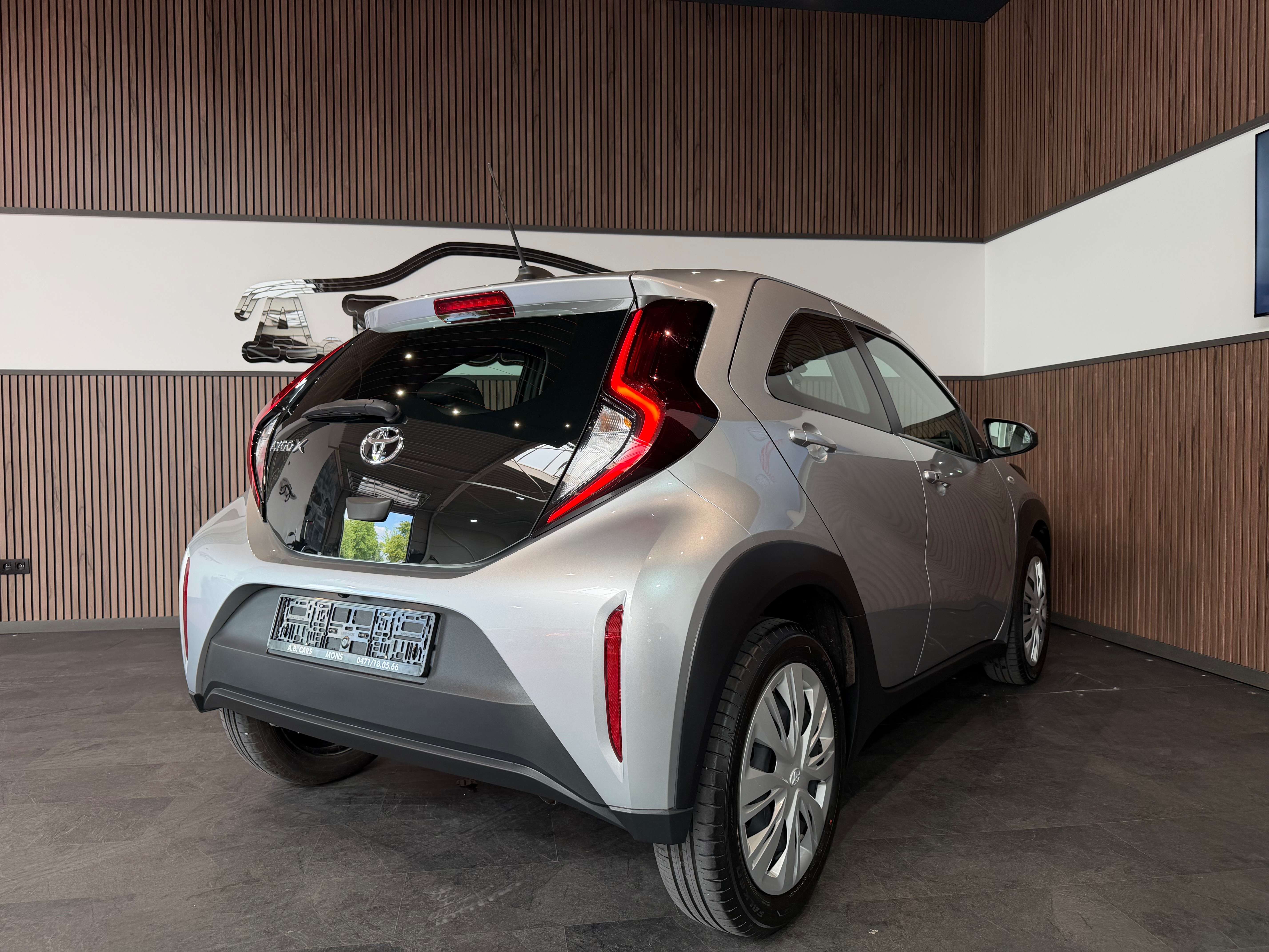 Toyota Aygo X 1.0 Essence - AUTOMATIQUE - 1ERPRO -