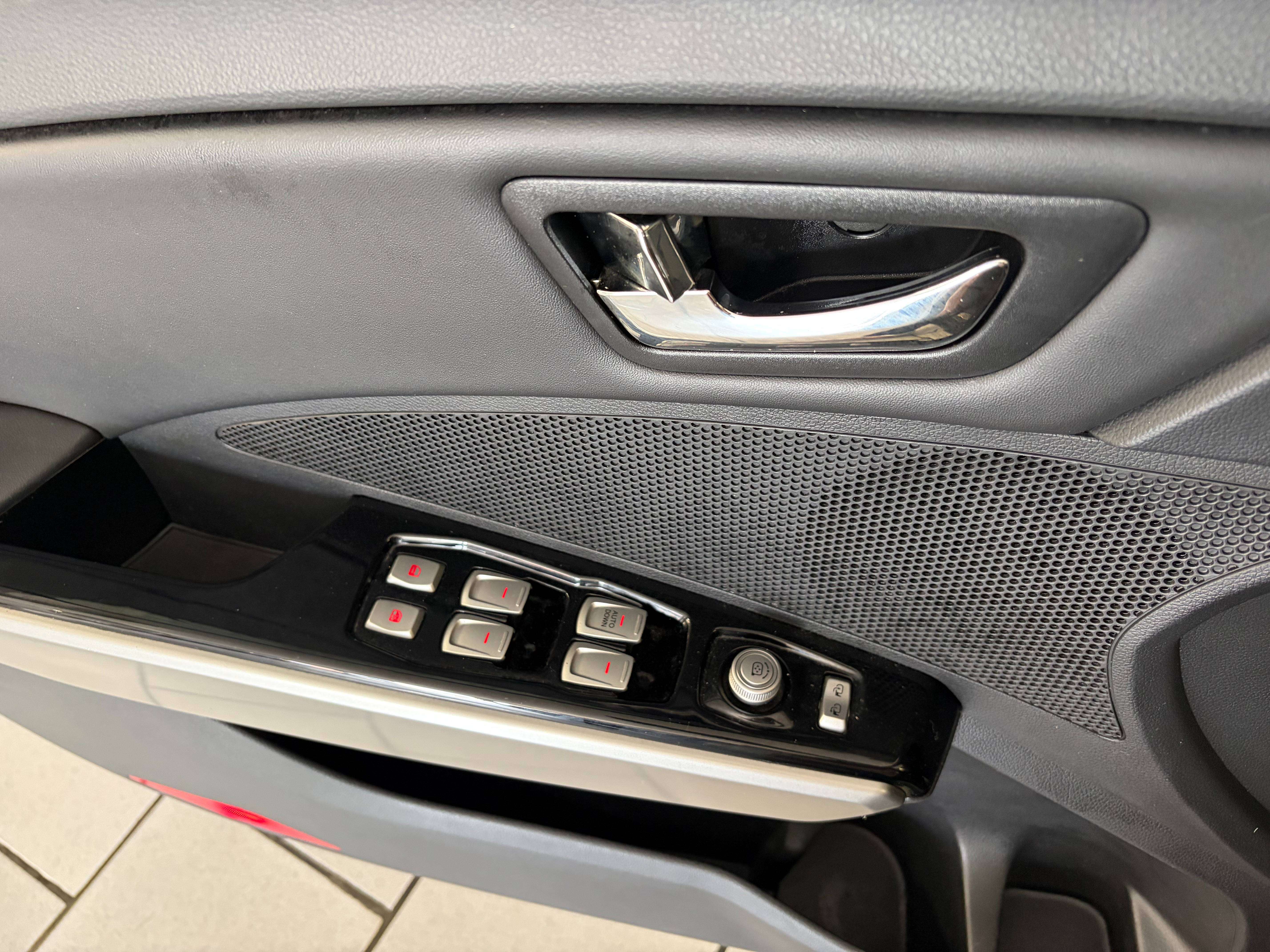 SsangYong Tivoli Tivoli 1.6 e-XDi // GARANTIE 12 MOIS+ESSAIS ROUTIER+CT+CARPASS//