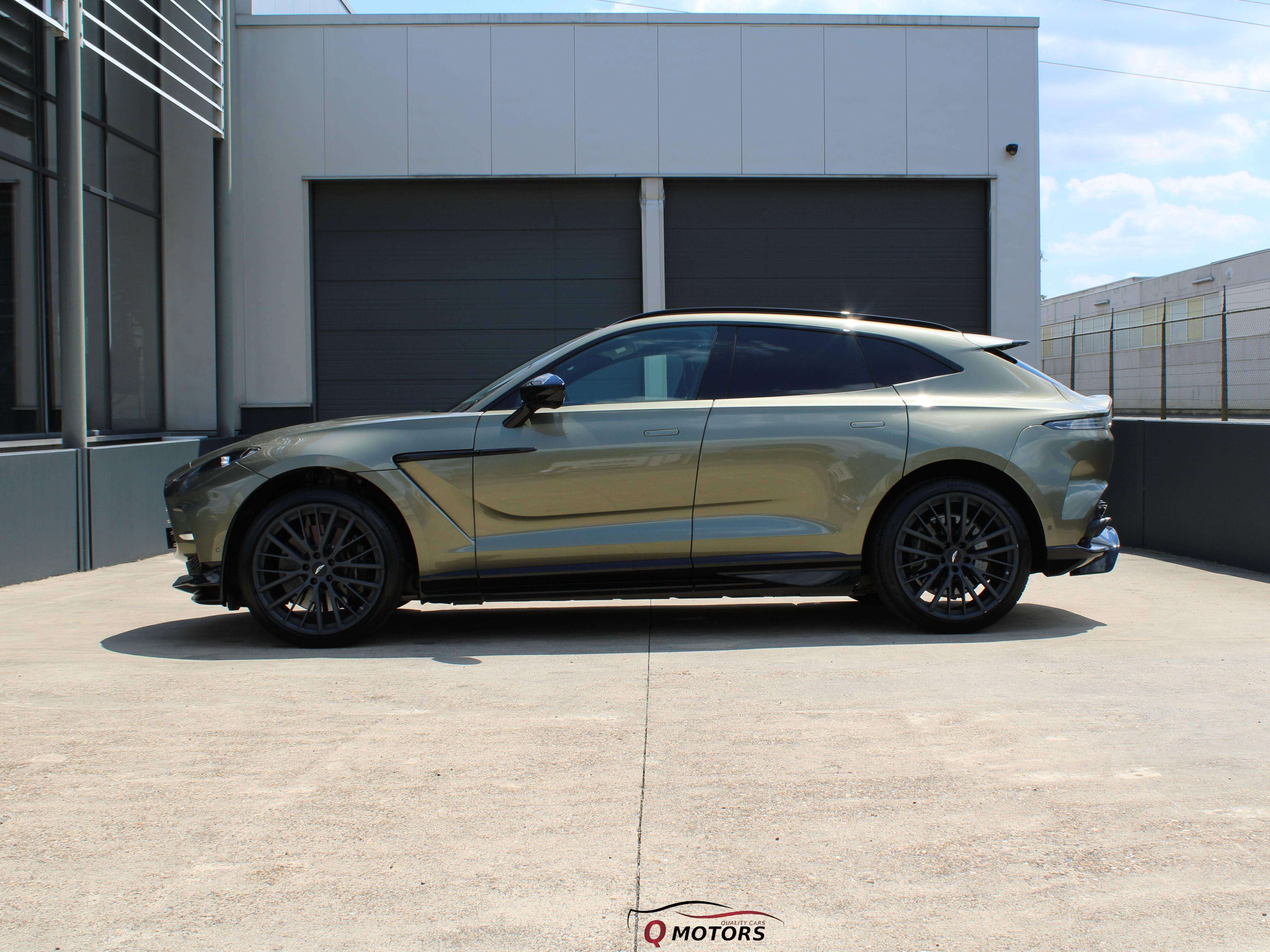 Aston Martin DBX 707/PANO/LED/KEYLESS/ACC/CARPLAY/