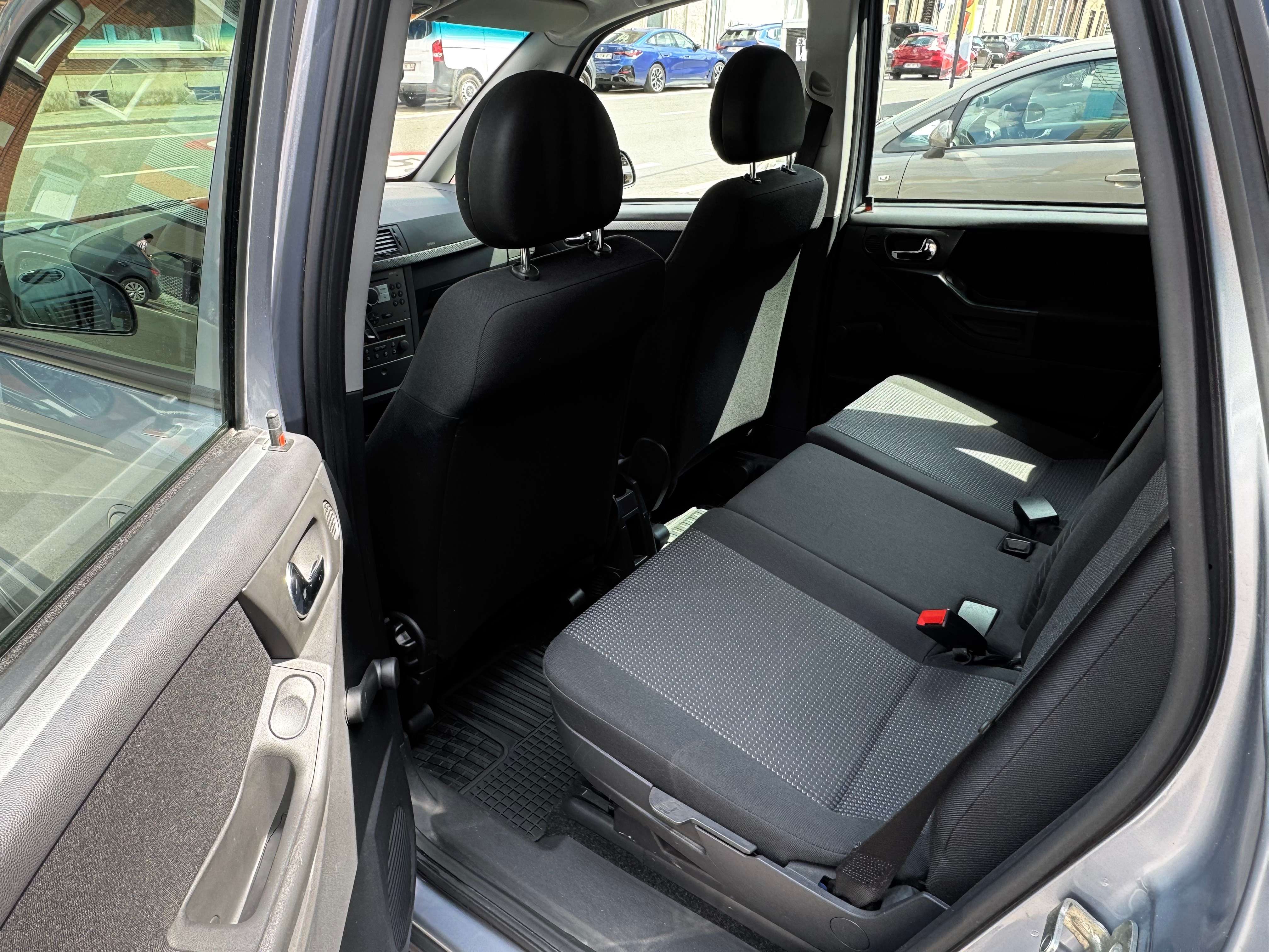 Opel Meriva 1.6i Enjoy Jante Airco Airbag Vitres electriques Carnet Garantie