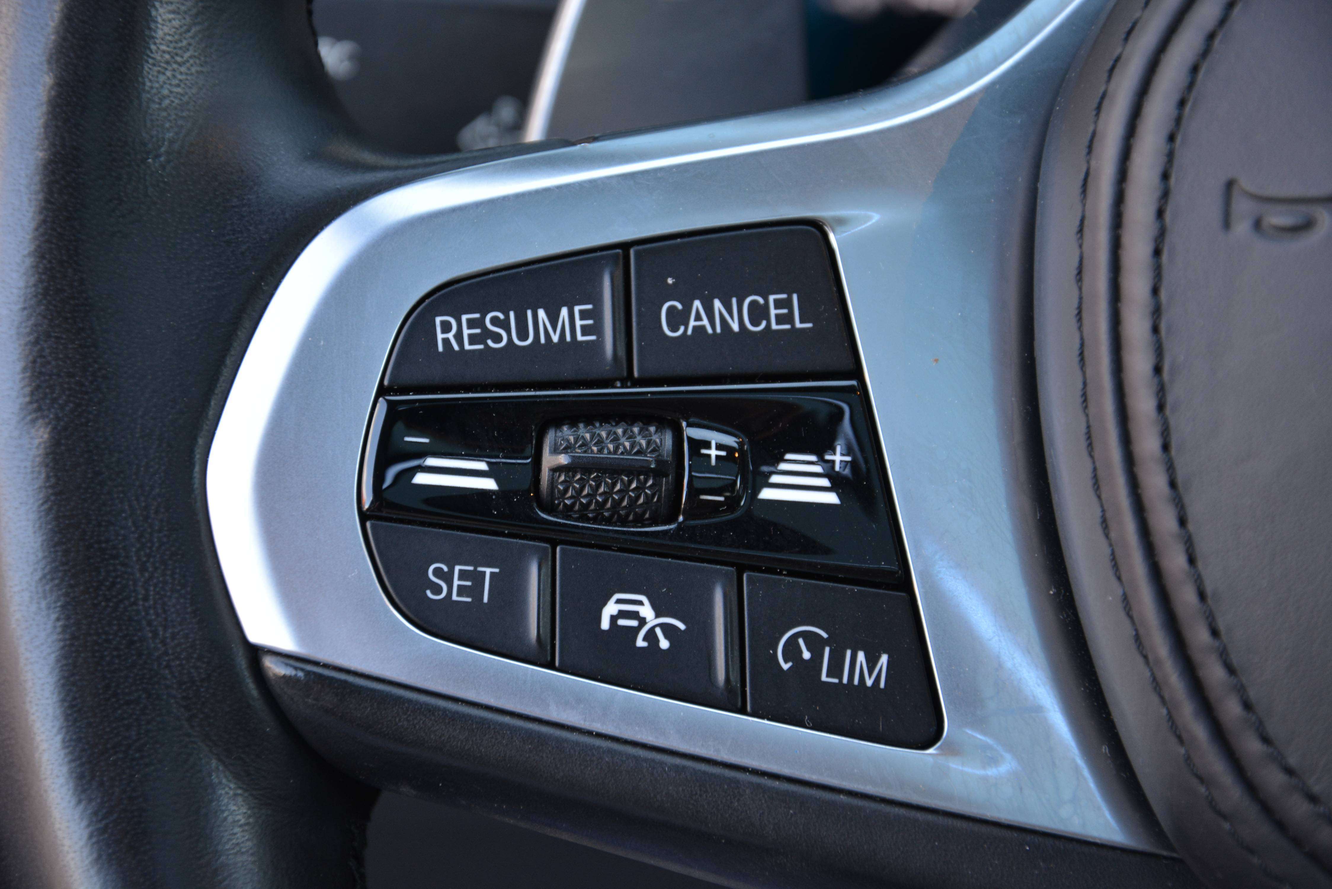 BMW 330 e Touring M-Performance/Pano/Lasers/ACC/HUD