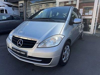 Mercedes-Benz A 160 Avantgarde Boite Auto Gps Airco Vitres Electrique Attache Remorque Carnet