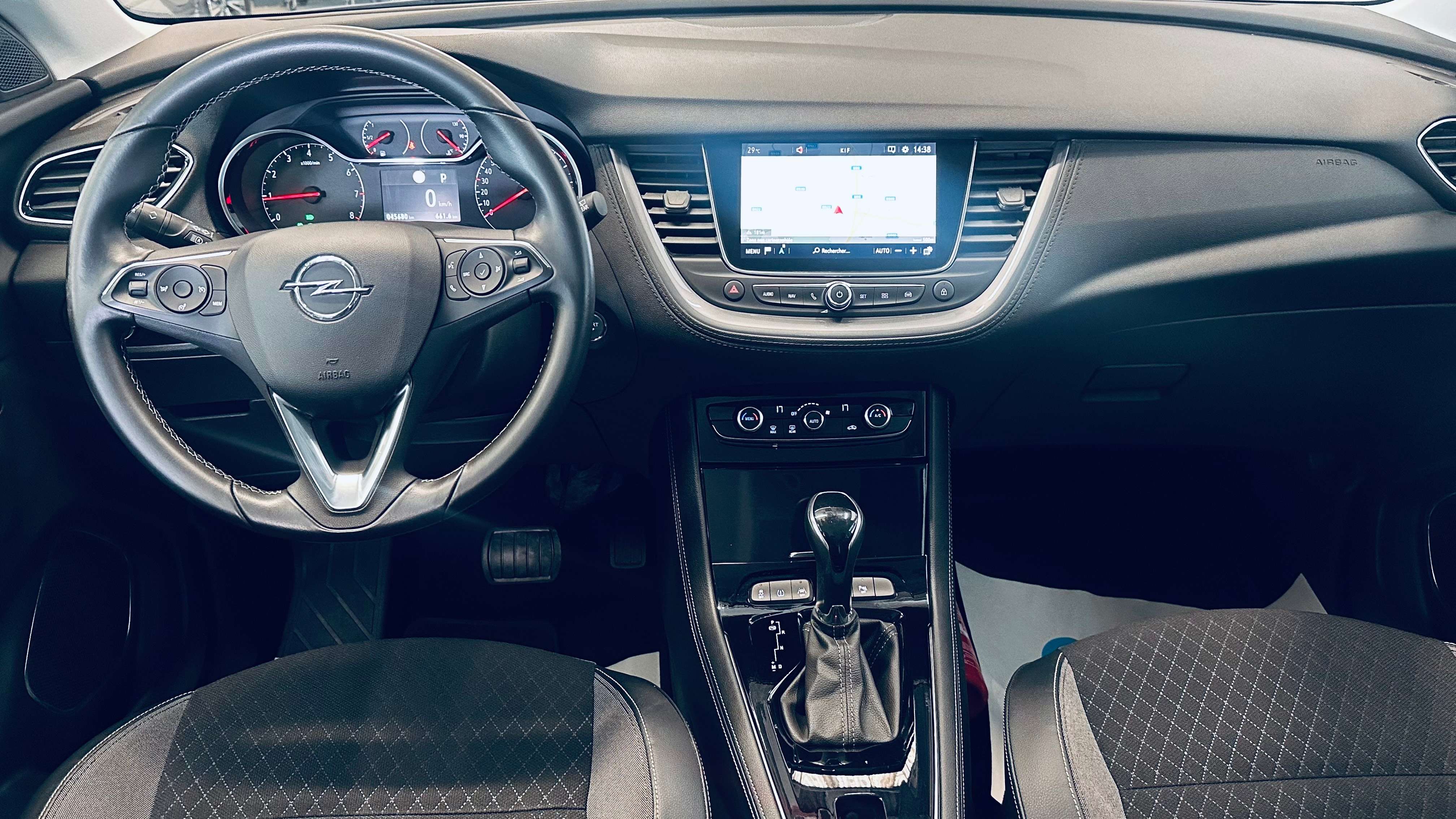 Opel Grandland X 1.2 Turbo BOITE AUTOMATIQUE NAVI JA 18 FULL LED REG VTS