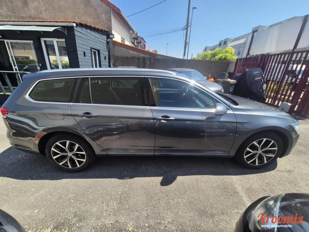 Volkswagen Passat BREAK 1.6 TDI 120 CONFORT LINE BUSINESS DSG BVA