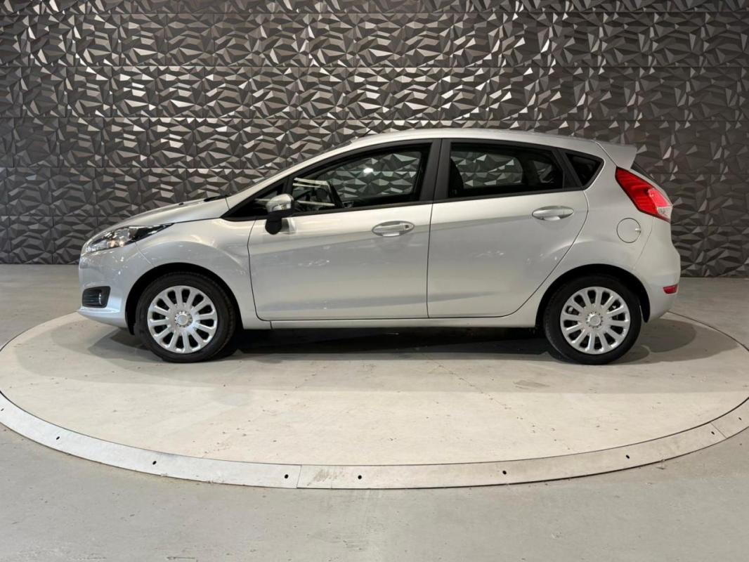 Ford Fiesta 1.25i - 82 2008 BERLINE Edition PHASE 2