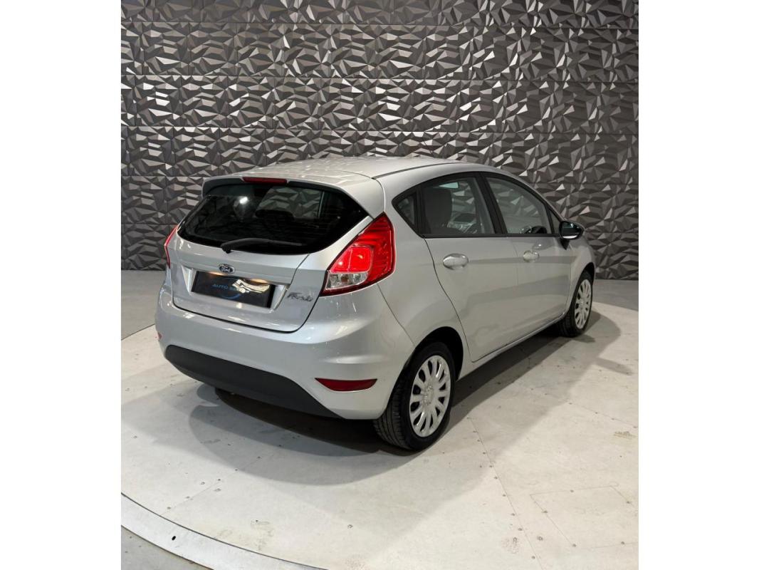 Ford Fiesta 1.25i - 82 2008 BERLINE Edition PHASE 2