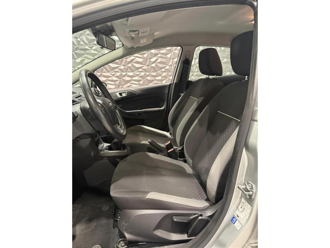 Ford Fiesta 1.25i - 82 2008 BERLINE Edition PHASE 2