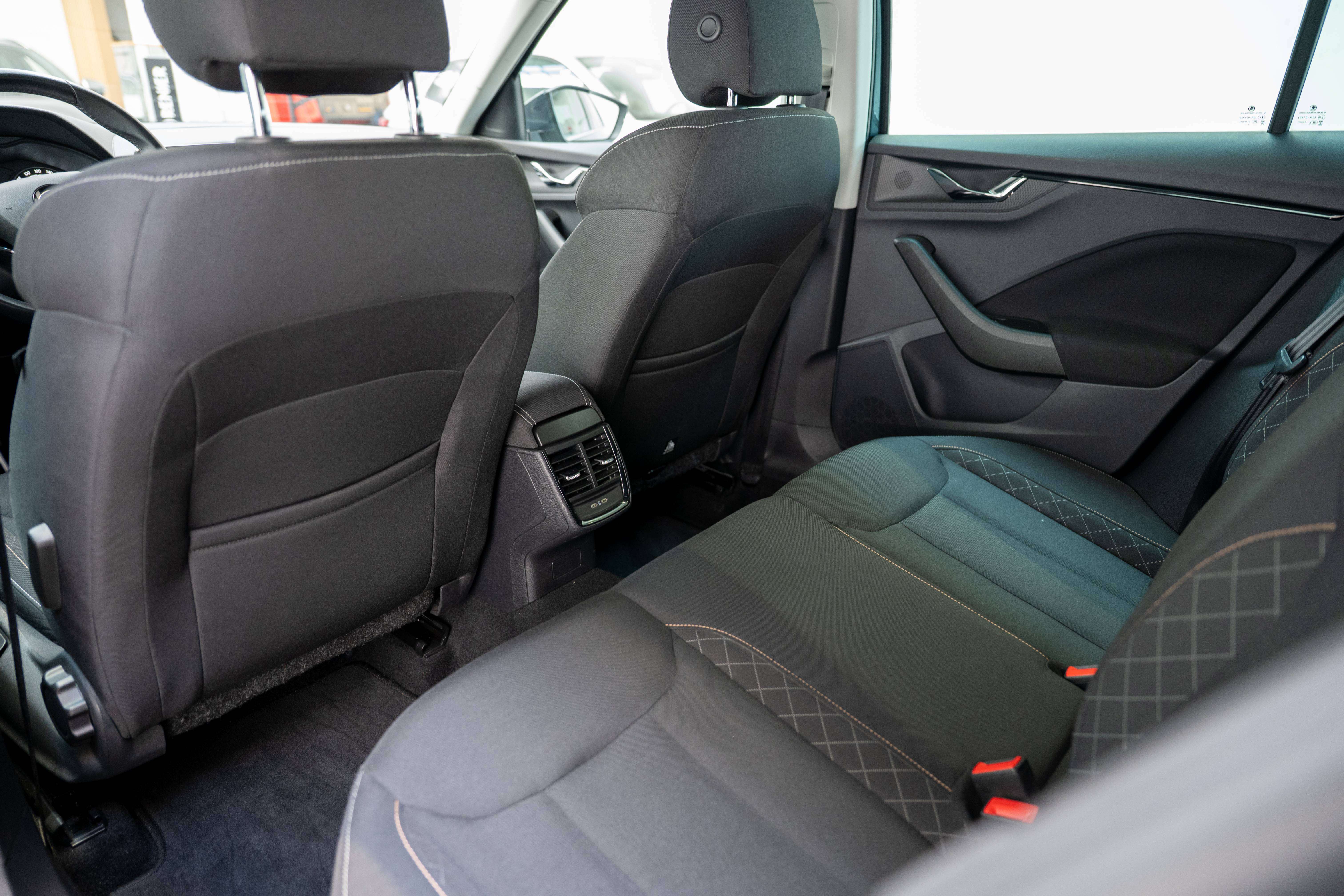 Skoda Kamiq 1.0 TSI 116 Ambition Garantie 12 mois