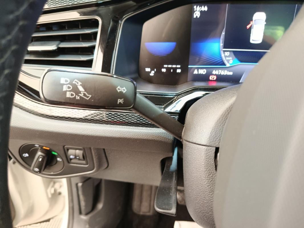 Volkswagen Polo VI 1.0 TSI 95 LIFE BUSI STE REVER