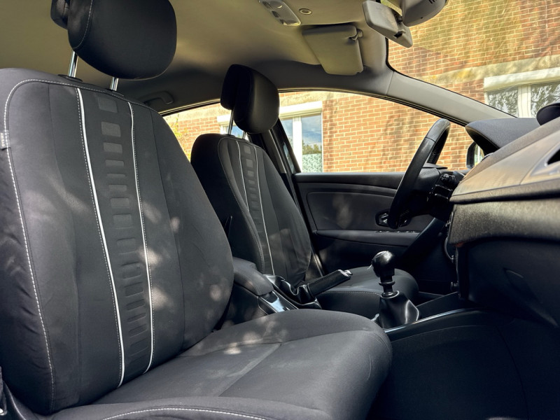 Renault MEGANE III 1.6 DCI 130CH ENERGY DYNAMIQUE ECO² // 2012 // 144.000KM