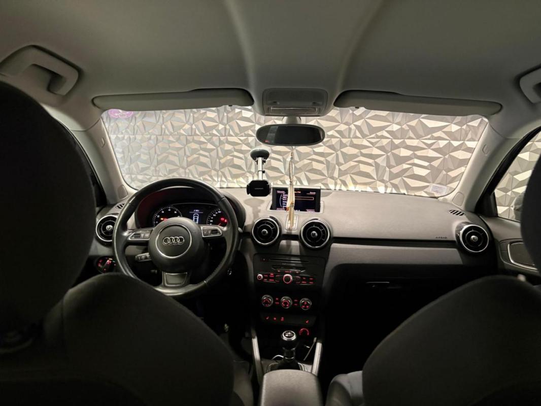 Audi A1 1.4 TFSI - 122 BV S-Tronic Start/Stop BERLINE Business line PHASE 1