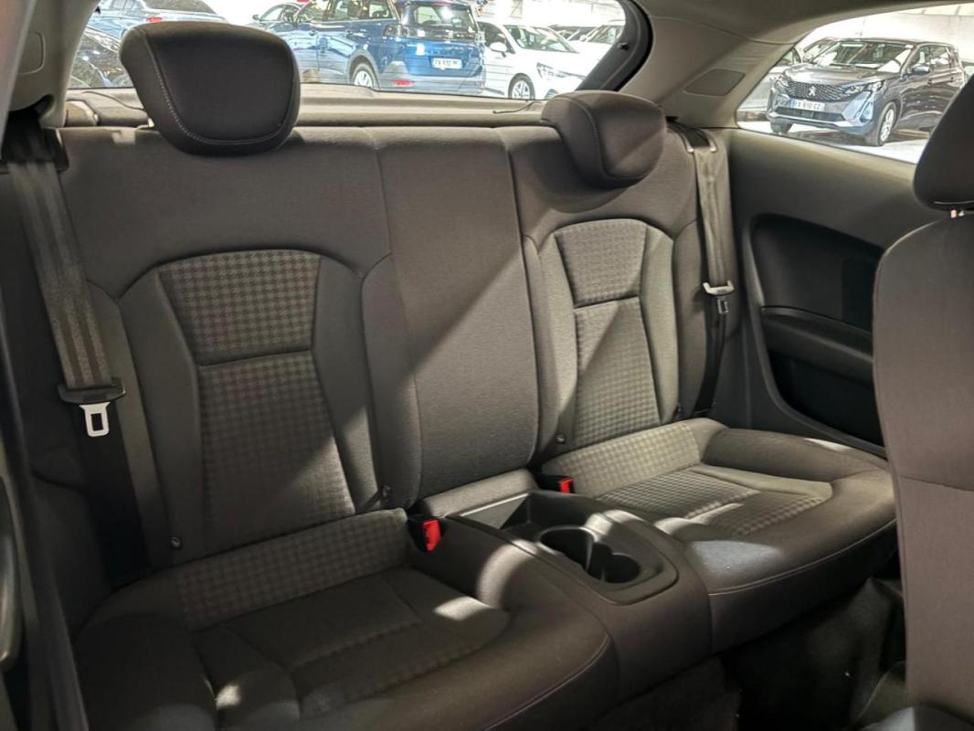 Audi A1 1.4 TFSI - 122 BV S-Tronic Start/Stop BERLINE Business line PHASE 1