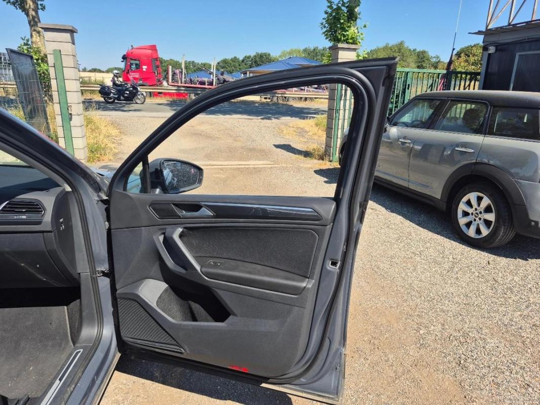 Volkswagen Tiguan 2.0 TDI 150 ELEGANCE DSG BVA