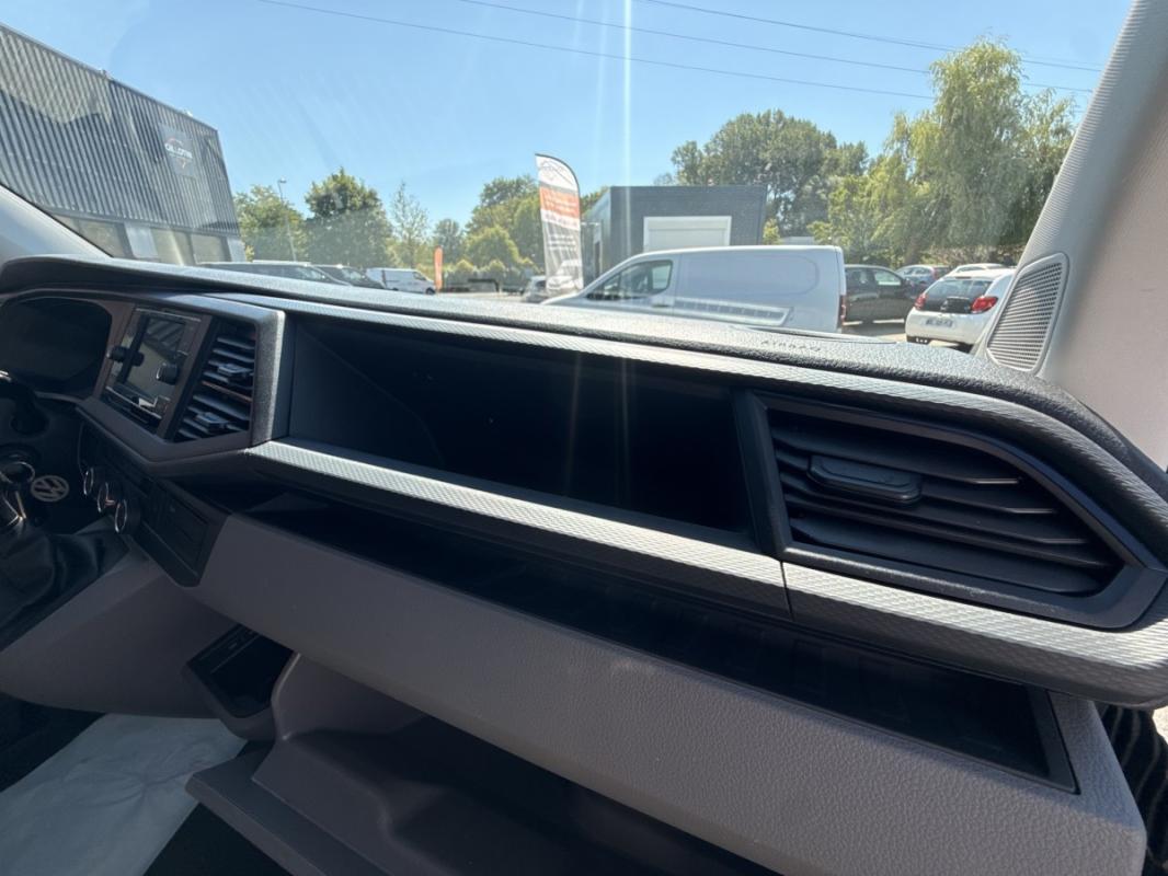 Volkswagen Transporter VI 2.0 TDi 150 DSG7 L1H1 Business