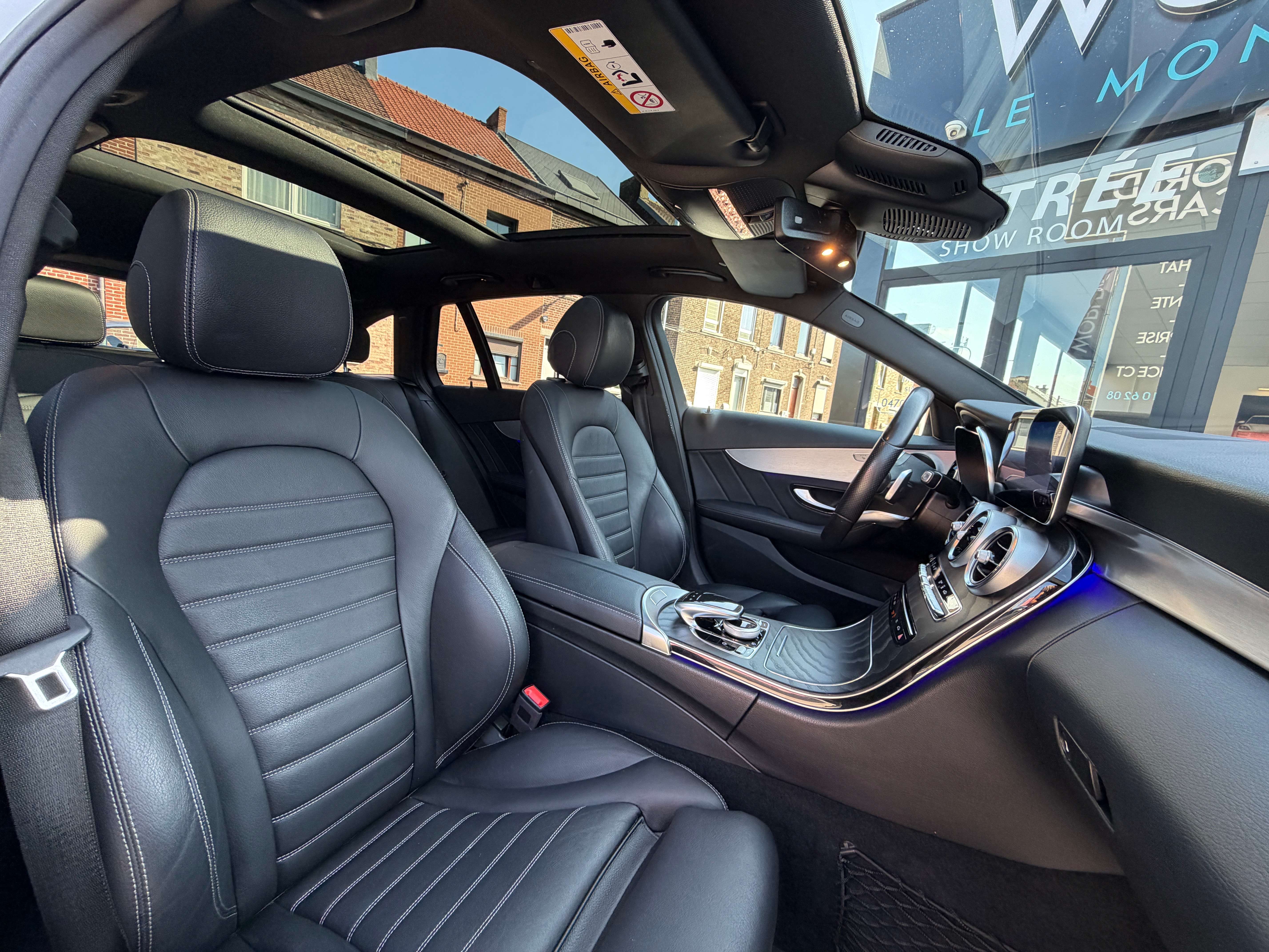 Mercedes-Benz C 300 C 300 de PHEV PACK AMG - TOIT PANO - NAVIGATION - CARPLAY - CAMERA - COCKPIT- ECLAIRAGE AMBIANCE - MATRIX - FULL OPTIONS