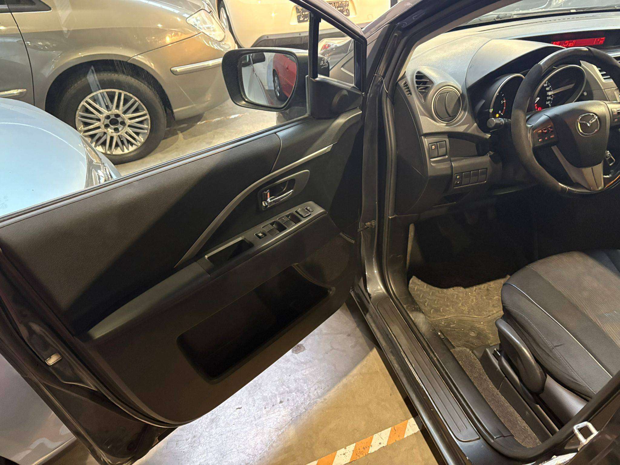 Mazda 5 1.6 CDVi 7 ZITPLAATSEN EURO 5