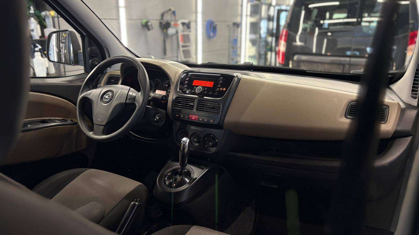 Opel Combo 1.6 CDTI | BJ. 2014 | 7-ZITPLAATS | AUTOMAAT | 193.788 KM.