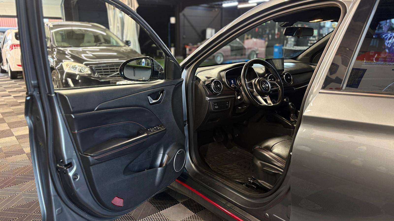 DFSK Fengon 500 1.5i bj 2023 km 139d AUTOMATIQUE