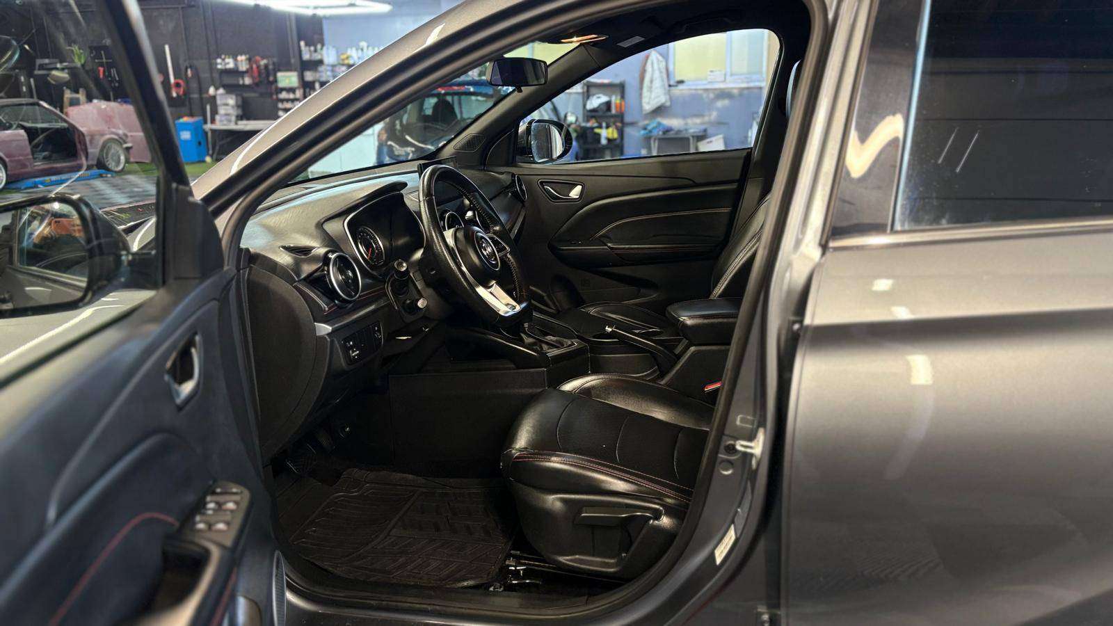 DFSK Fengon 500 1.5i bj 2023 km 139d AUTOMATIQUE