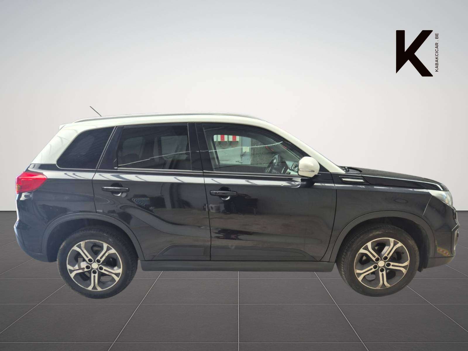 Suzuki Vitara 1.6i 4x4 / Navigation / Toit Ouvrant Panoramique / Camera + Full Capteurs de Stationnement / Garantie 12 Mois
