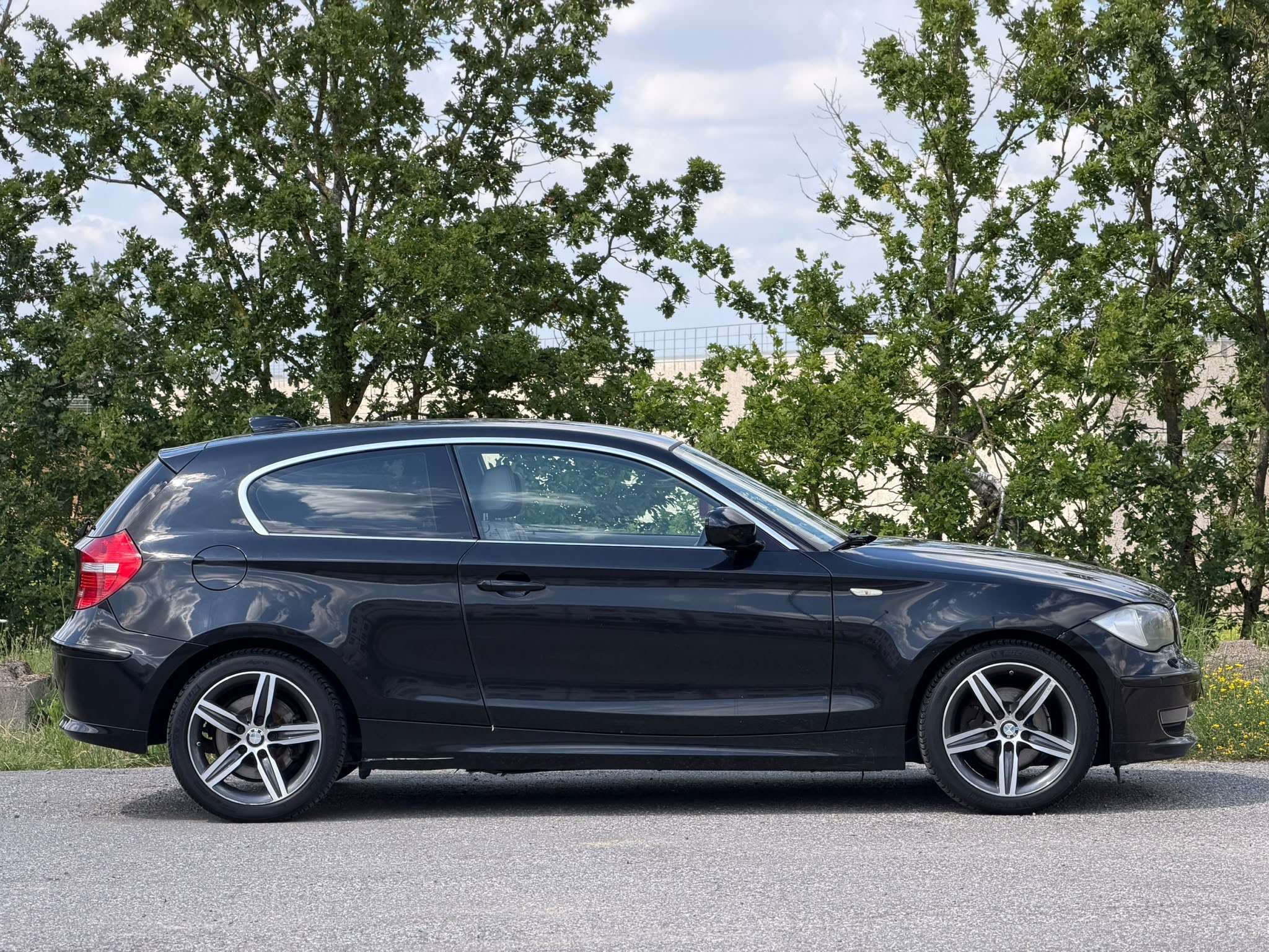 BMW 118 • AUTOMATIQUE •