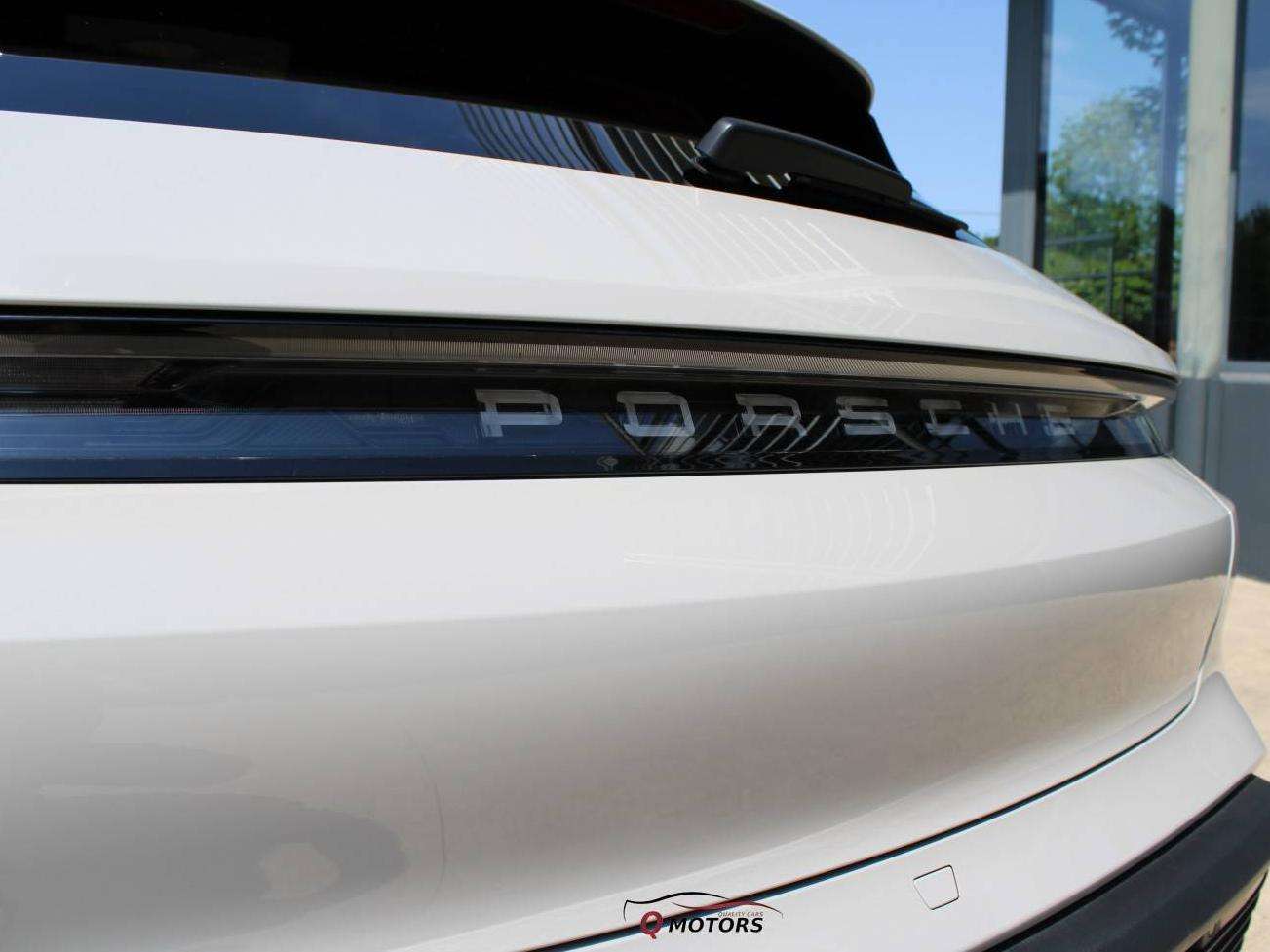 Porsche Taycan Sport Turismo 4S/LED/ACC/KEYLESS/PANO/CARPLAY/BTW
