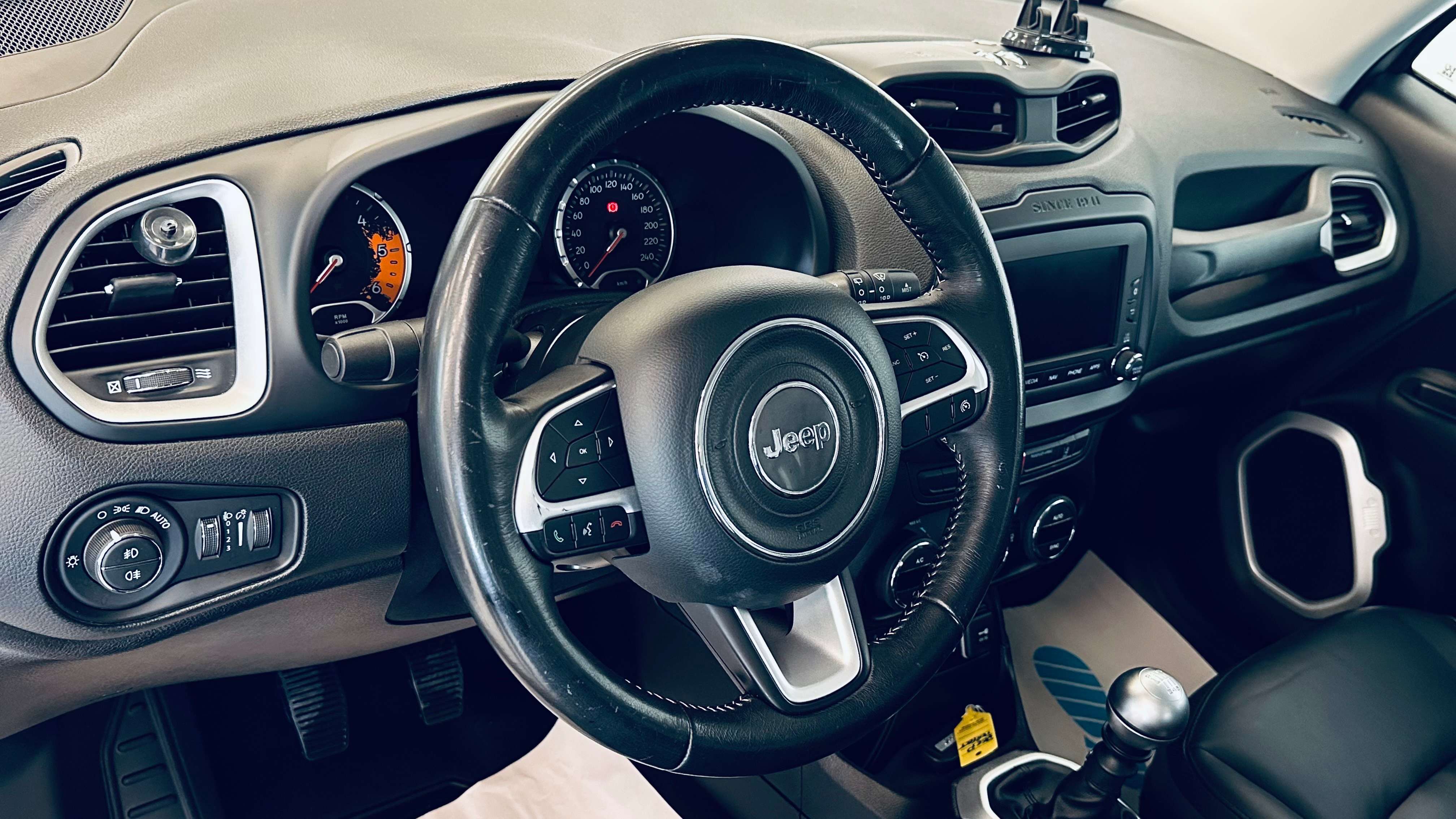 Jeep Renegade 1.6 MJD Limited PDC NAVI CRUISE CLIM BIZONE JA17 ETE