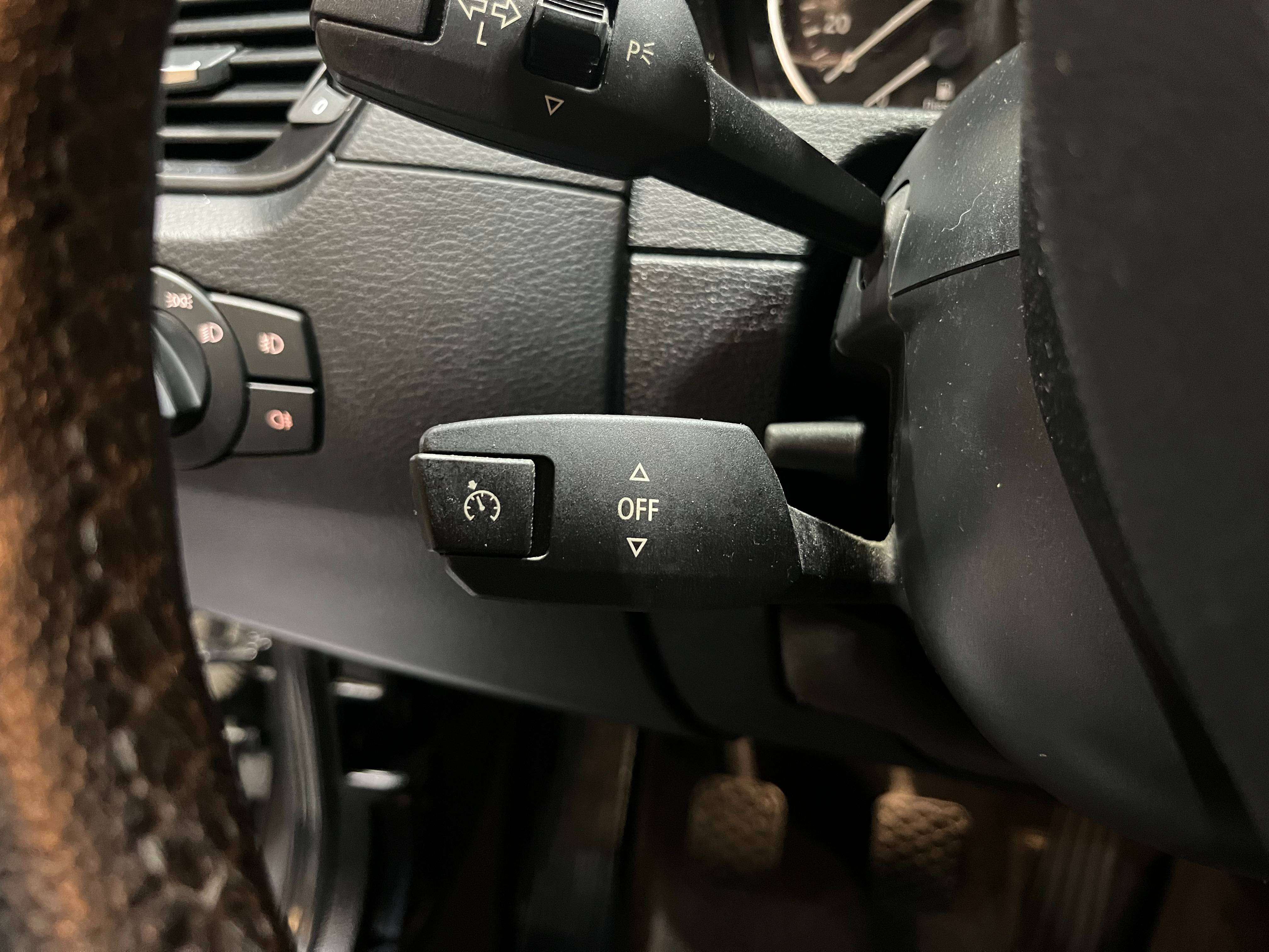 BMW X1 2.0 d sDrive18*1ER PROP*GARANTIE*CUIR*NAVI*CAPTEUR AR*CRUISE*